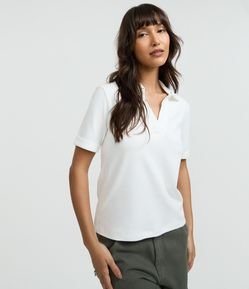 Blusa Polo em Suede com Gola Aberta