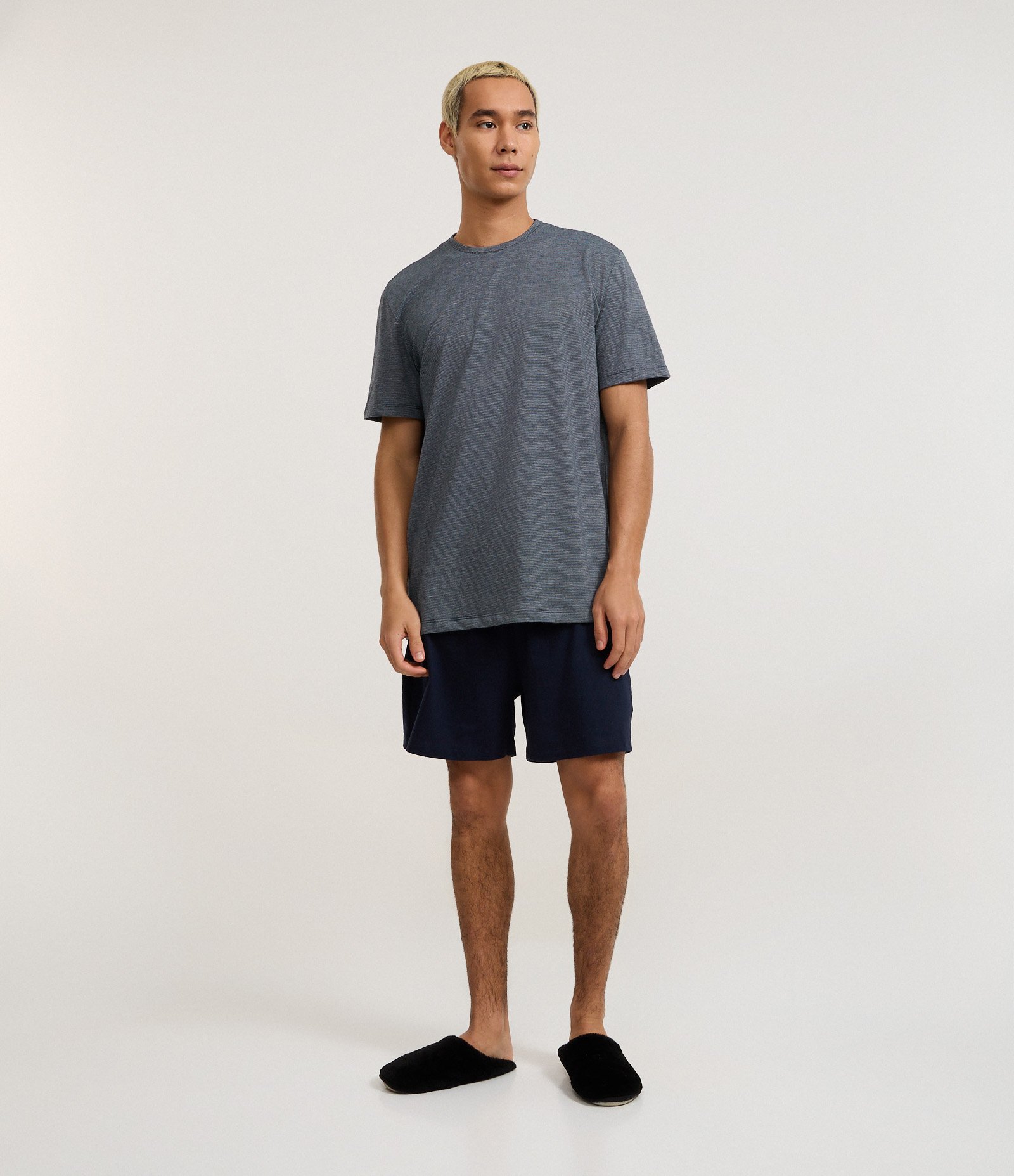 Pijama Curto com Gola Redonda e Estampa de Listras Azul 1