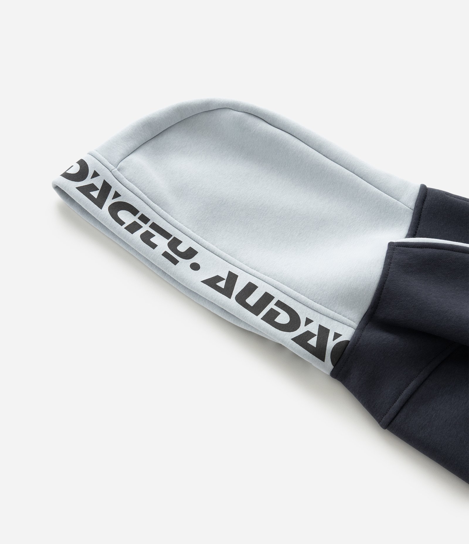 Casaco Infantil com Capuz e Recortes – Tam 5 a 14 Anos Cinza Grafite 5