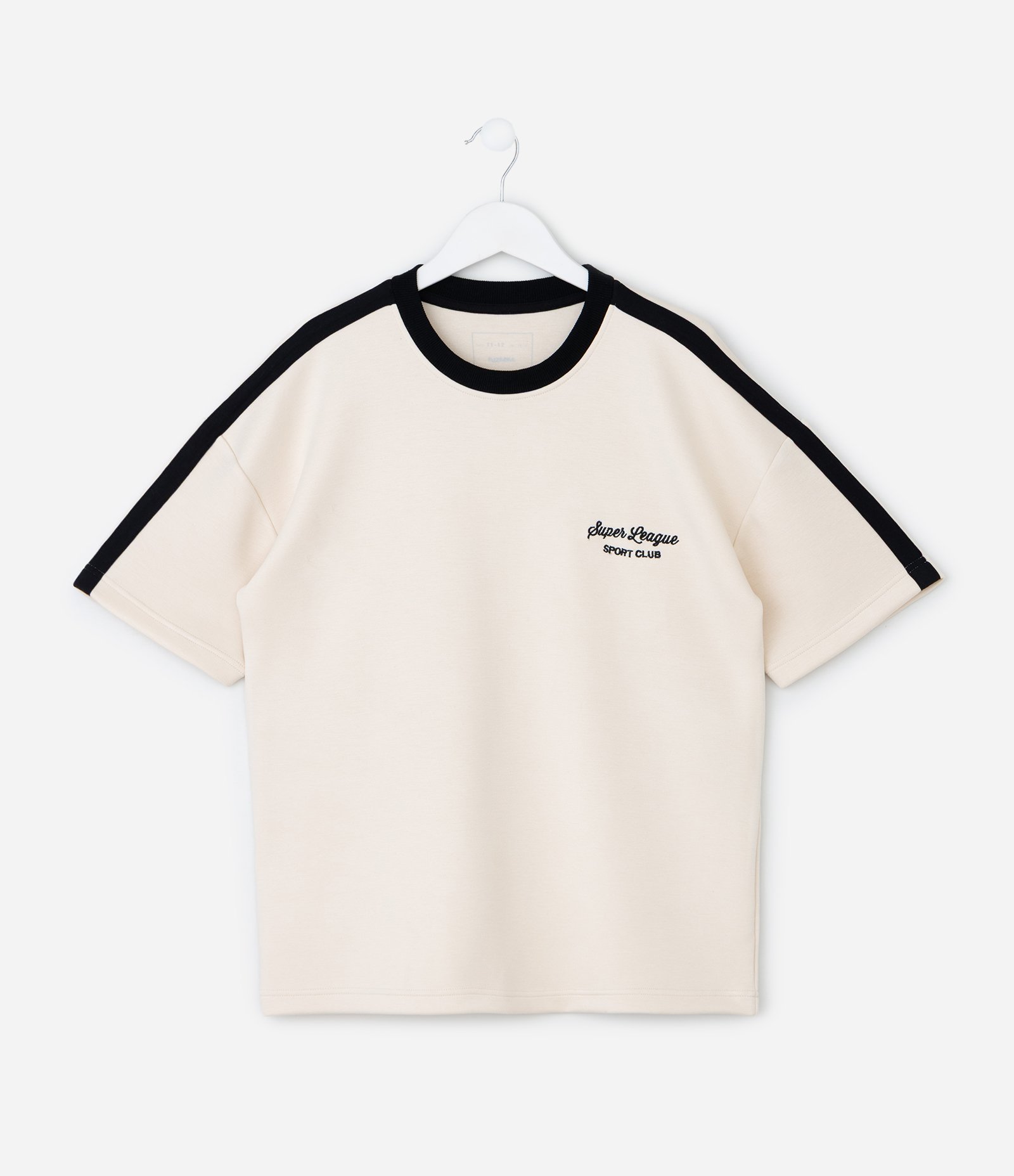 Camiseta Infantil com Bordado localizado – Tam 5 a 14 Anos Off White 1