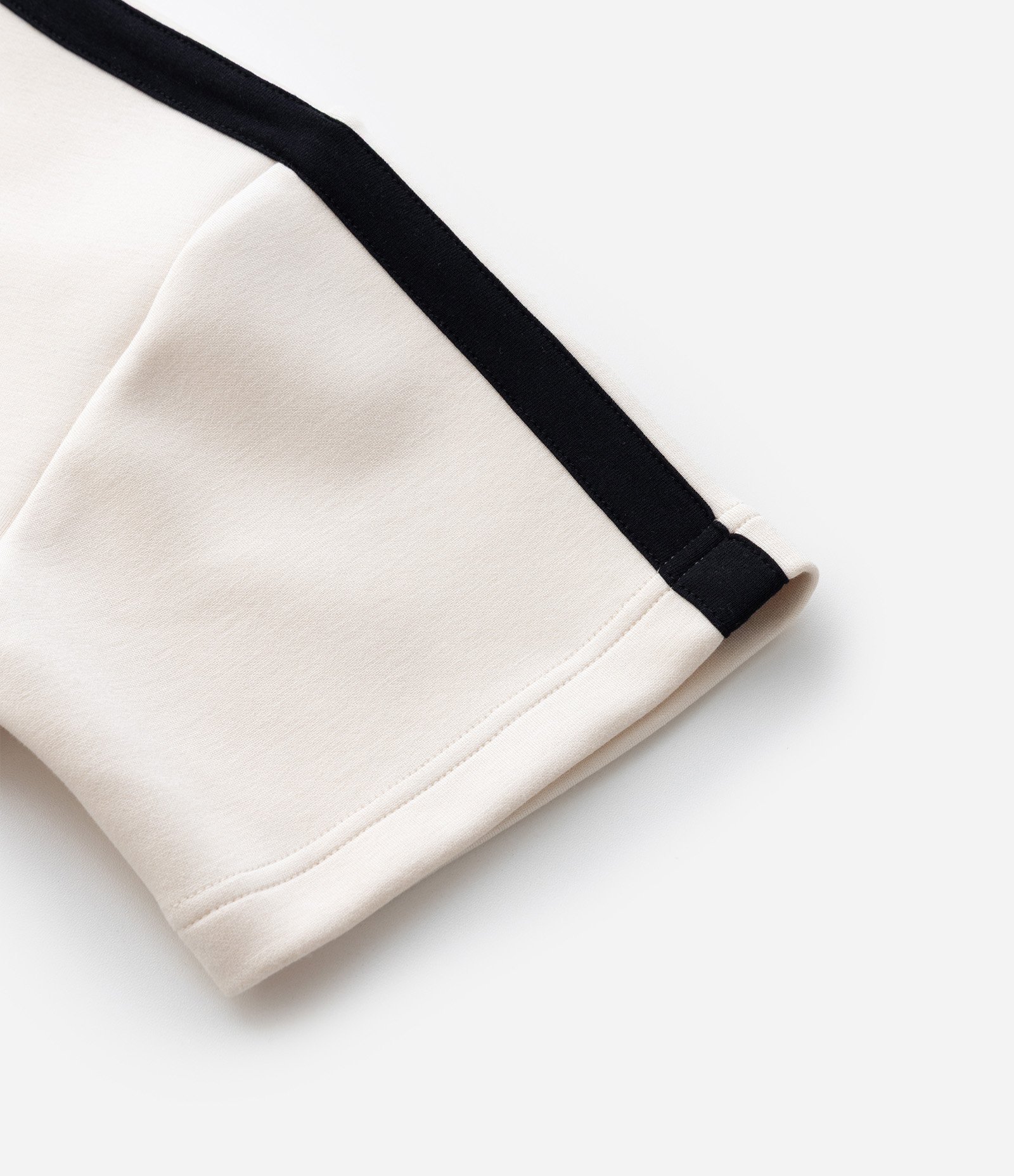 Camiseta Infantil com Bordado localizado – Tam 5 a 14 Anos Off White 4