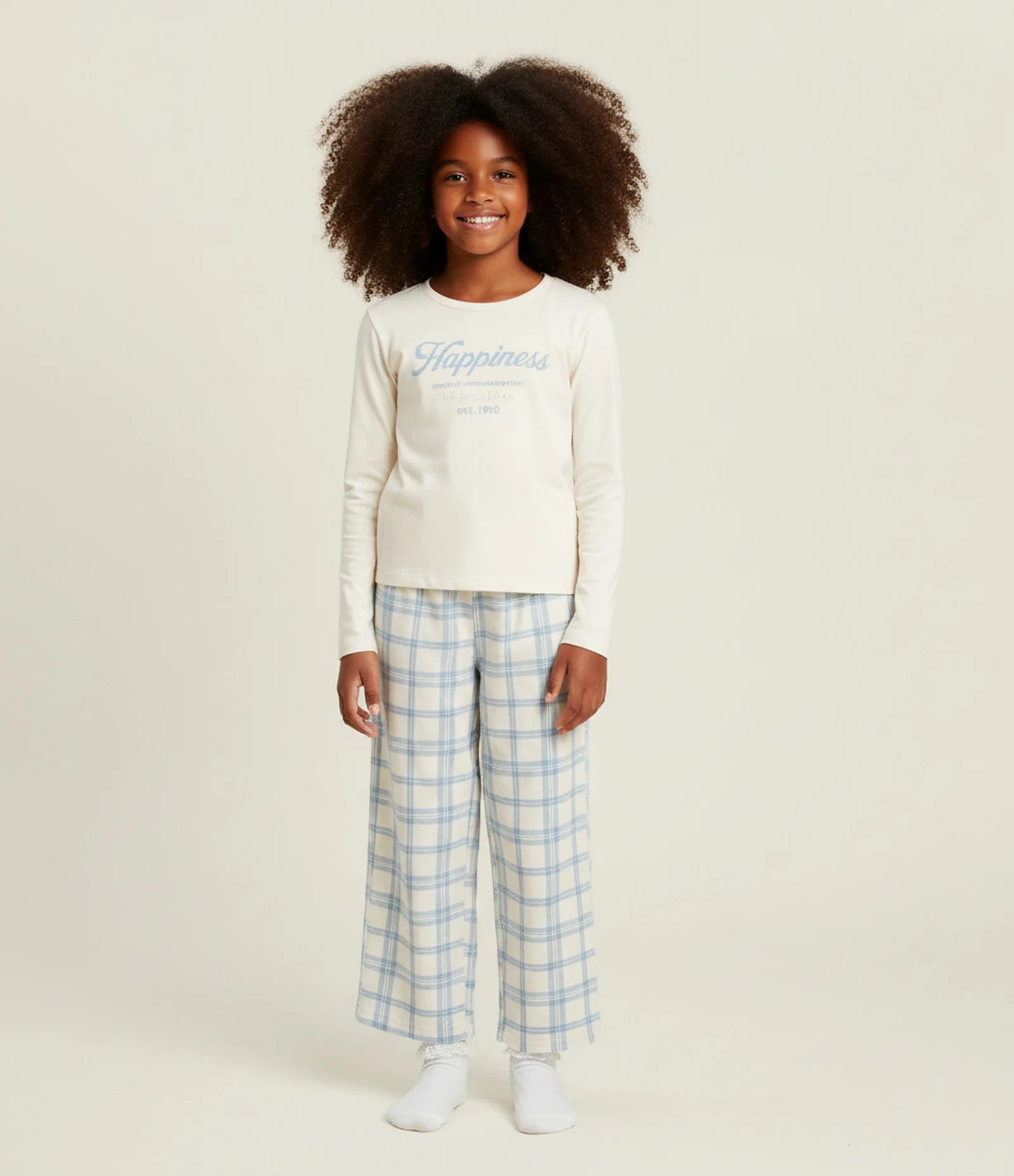 Pijama Infantil Longo em Meia Malha com Estampa Xadrez e Lettering – Tam 7 a 16 Anos Off White/Azul 1