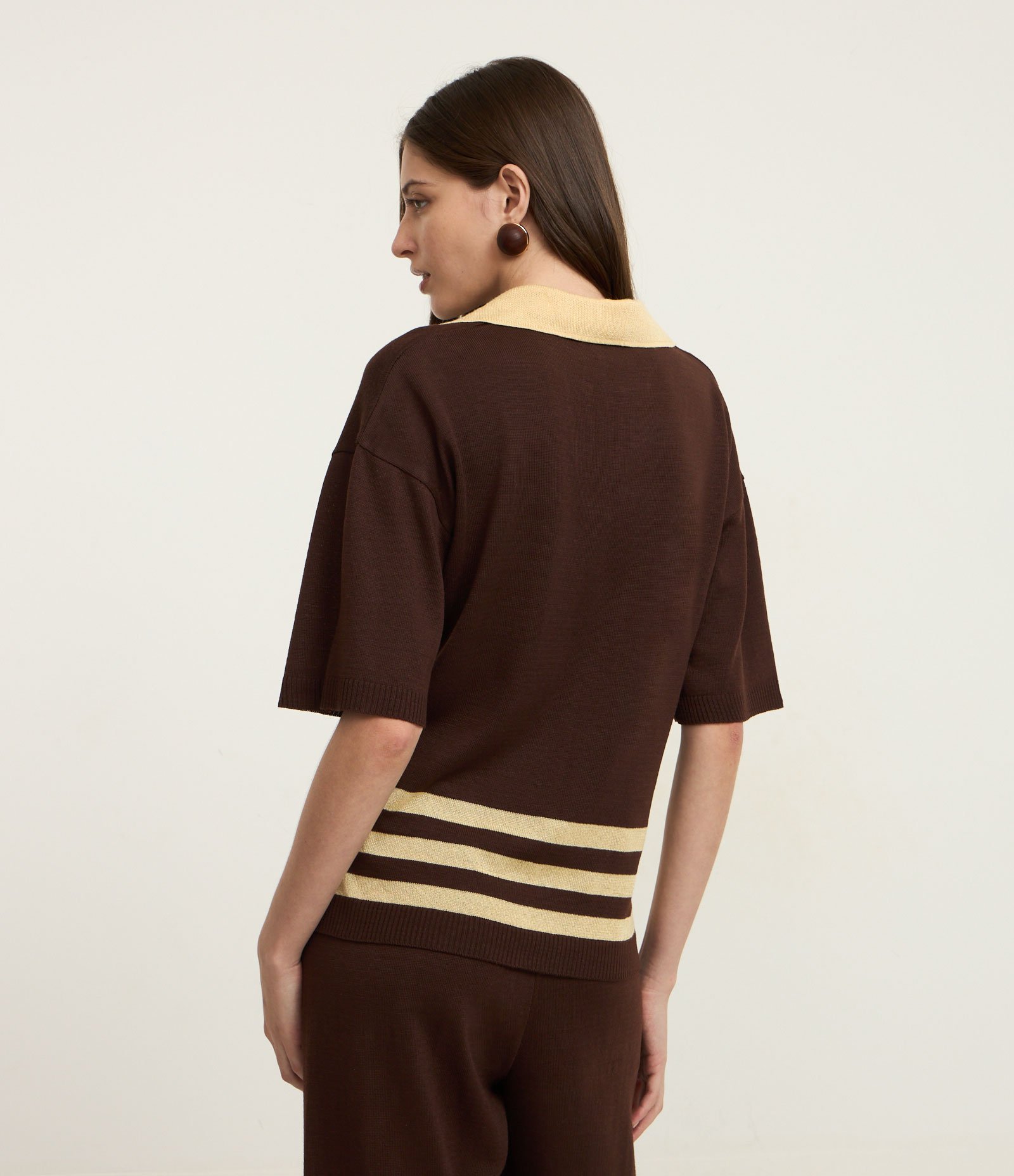 Blusa Polo Oversized em Tricô com Detalhes de Listras Marrom 4