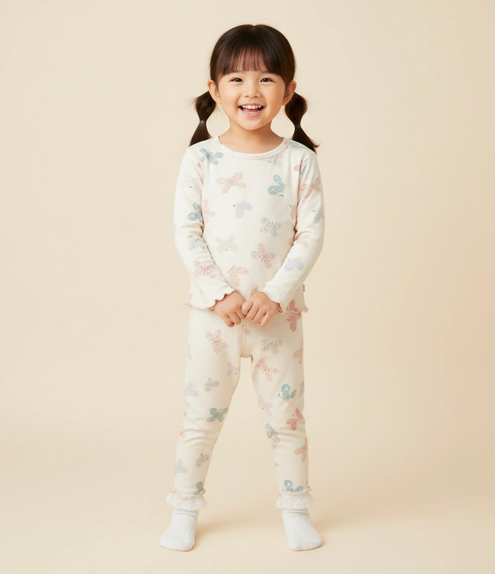 Pijama Infantil em Ribana com Estampa de Borboletas – Tam 1 a 6 Anos Off White 1