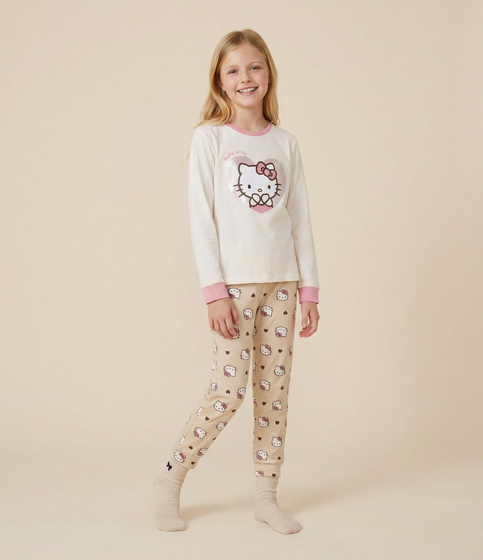 Pijama Infantil em Algodão Estampa Hello Kitty - Tam 5 a 14 Anos Bege 1