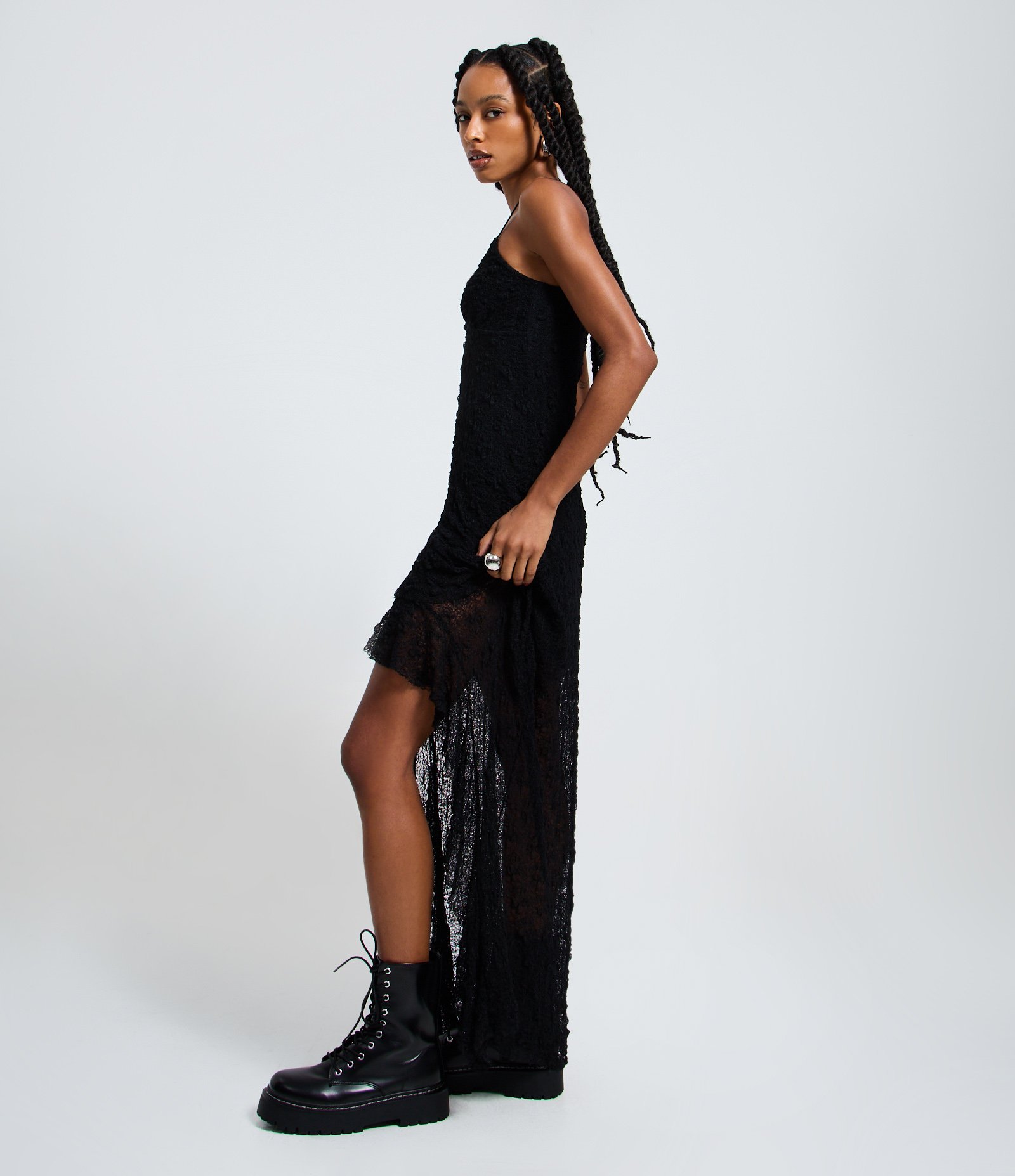 Vestido New Midi com Renda Texturizada e Alças Finas Preto 3