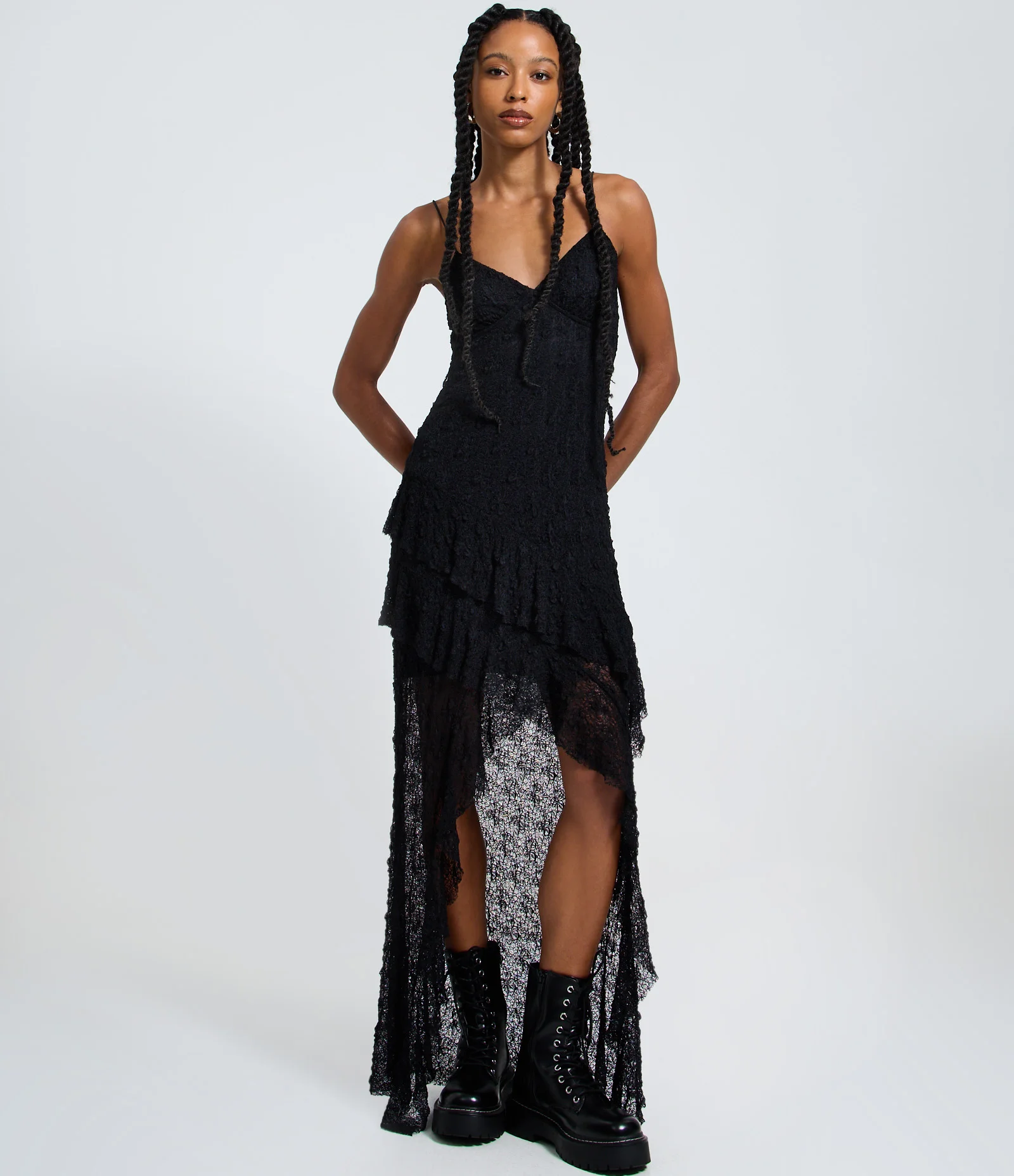 Vestido New Midi com Renda Texturizada e Alças Finas Preto 4