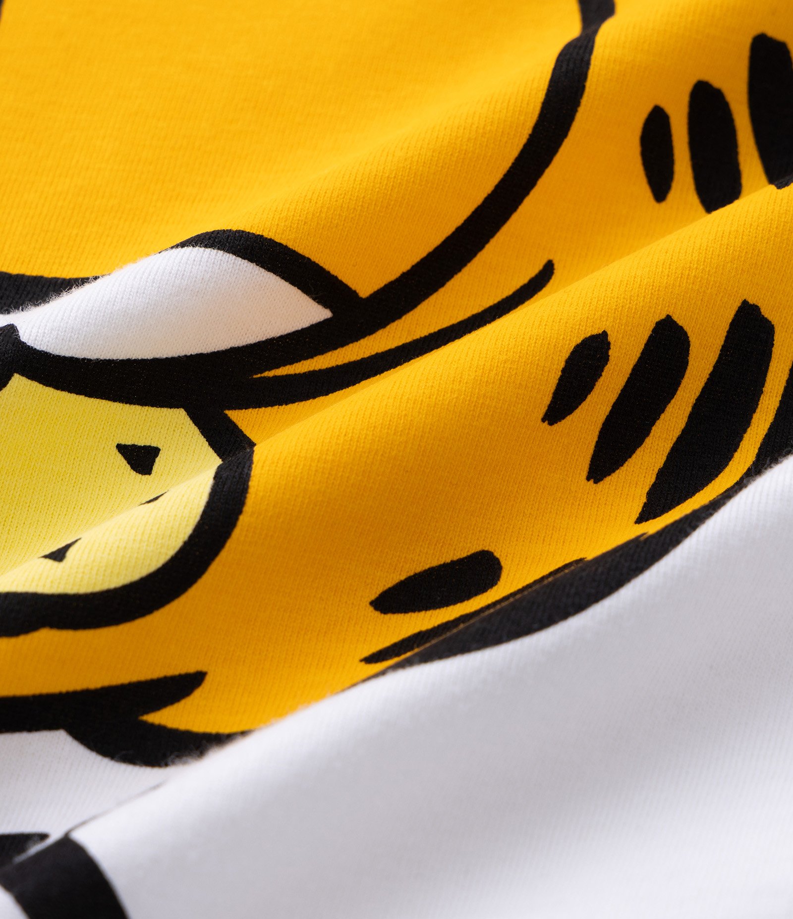 Pijama Curto em Algodão com Camiseta Estampada Garfield e Shorts Listrado Branco 10