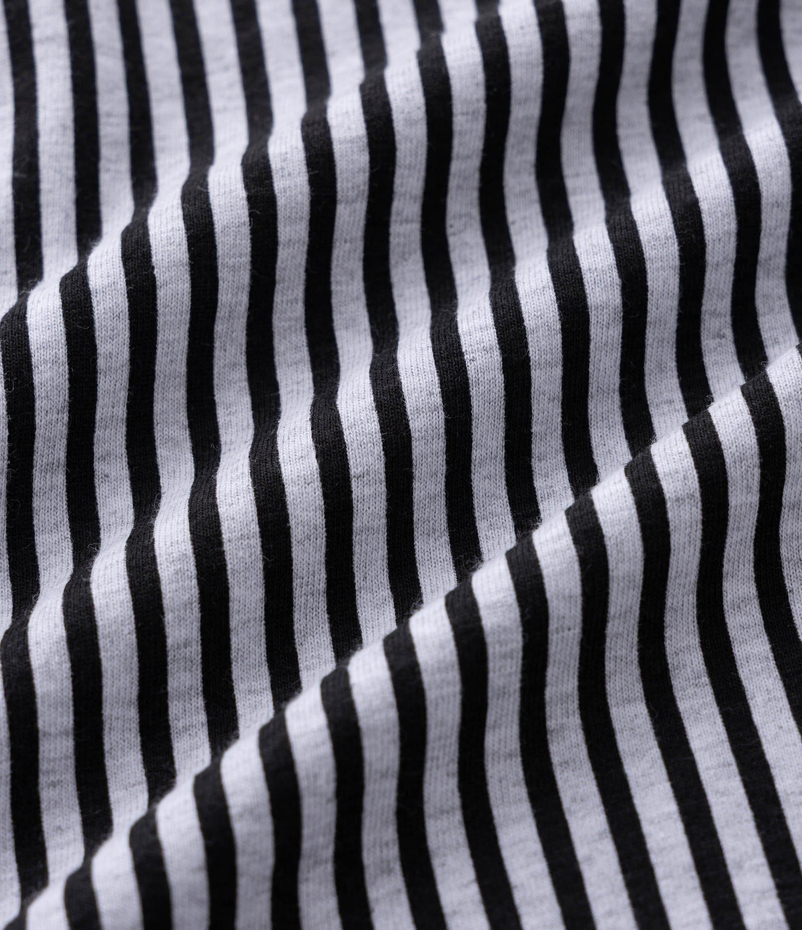 Pijama Curto em Algodão com Camiseta Estampada Garfield e Shorts Listrado Branco 11