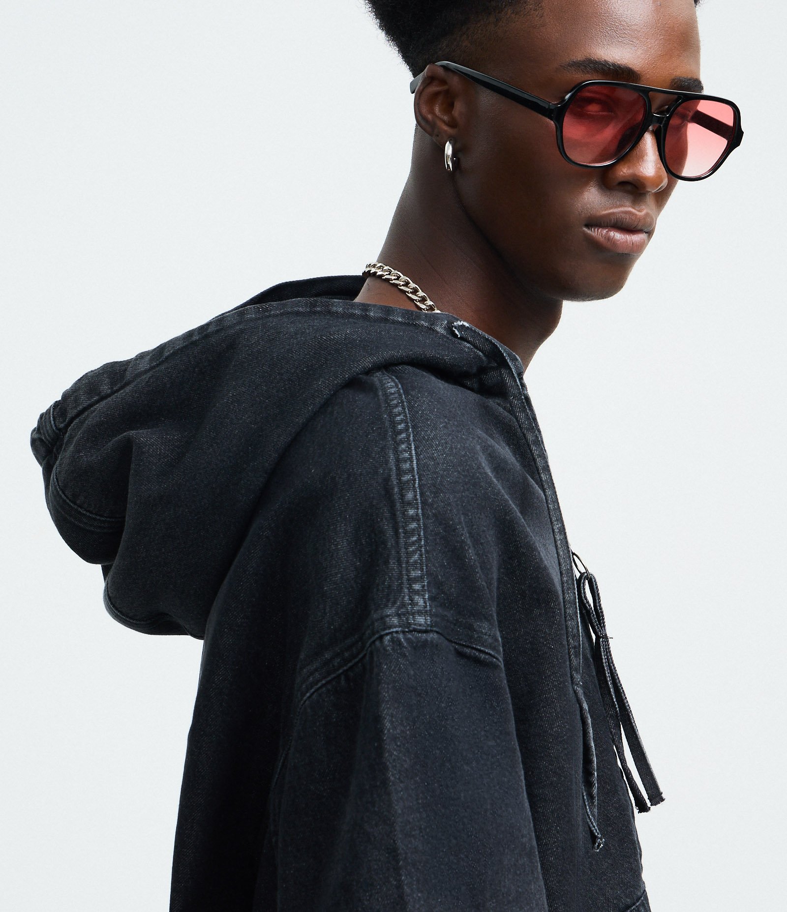 Jaqueta Bomber em Jeans com Zíper e Capuz Jeans Escuro 3