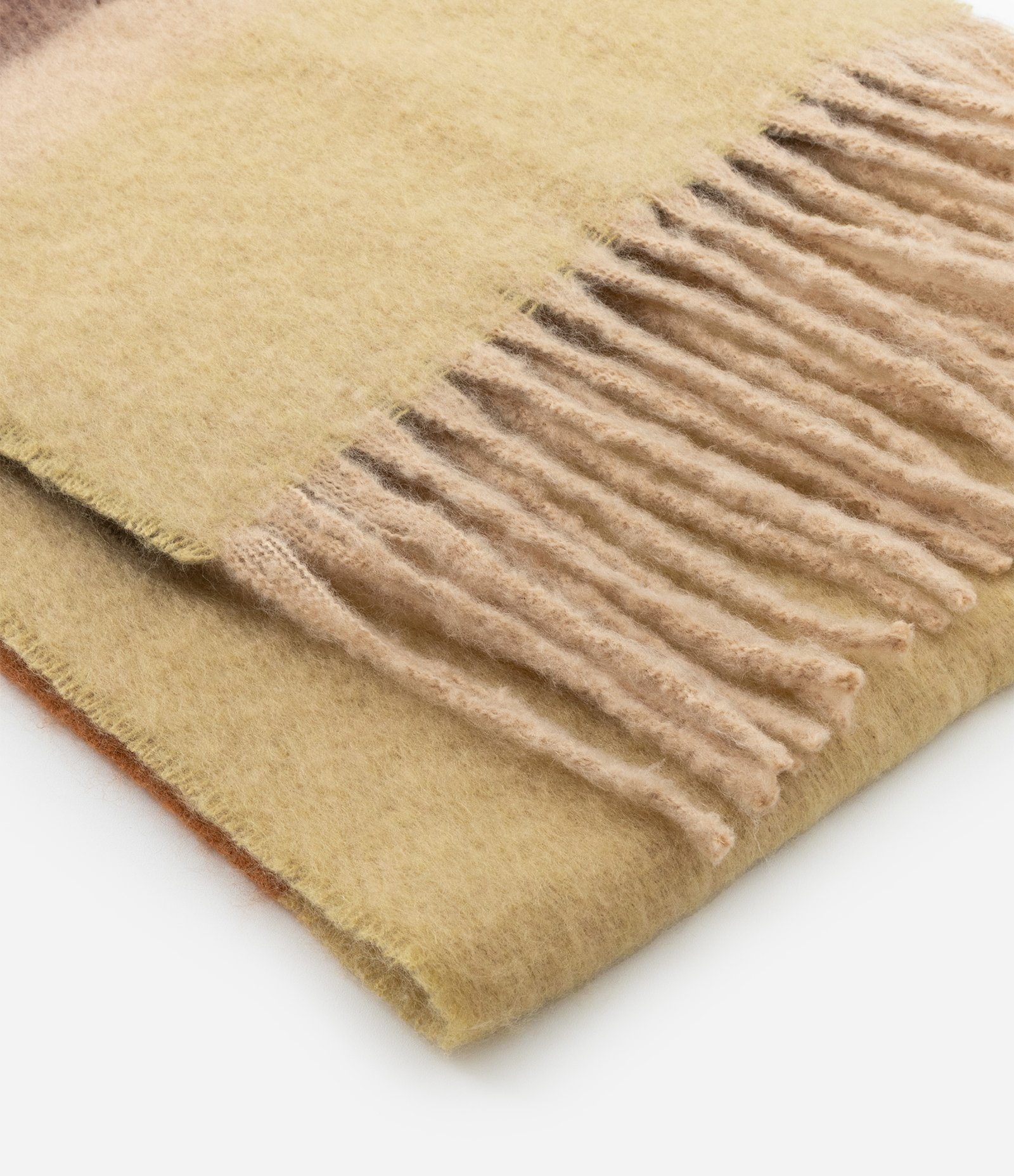 Cachecol em Flanela com Franjas e Bloco de Cor Verde 4