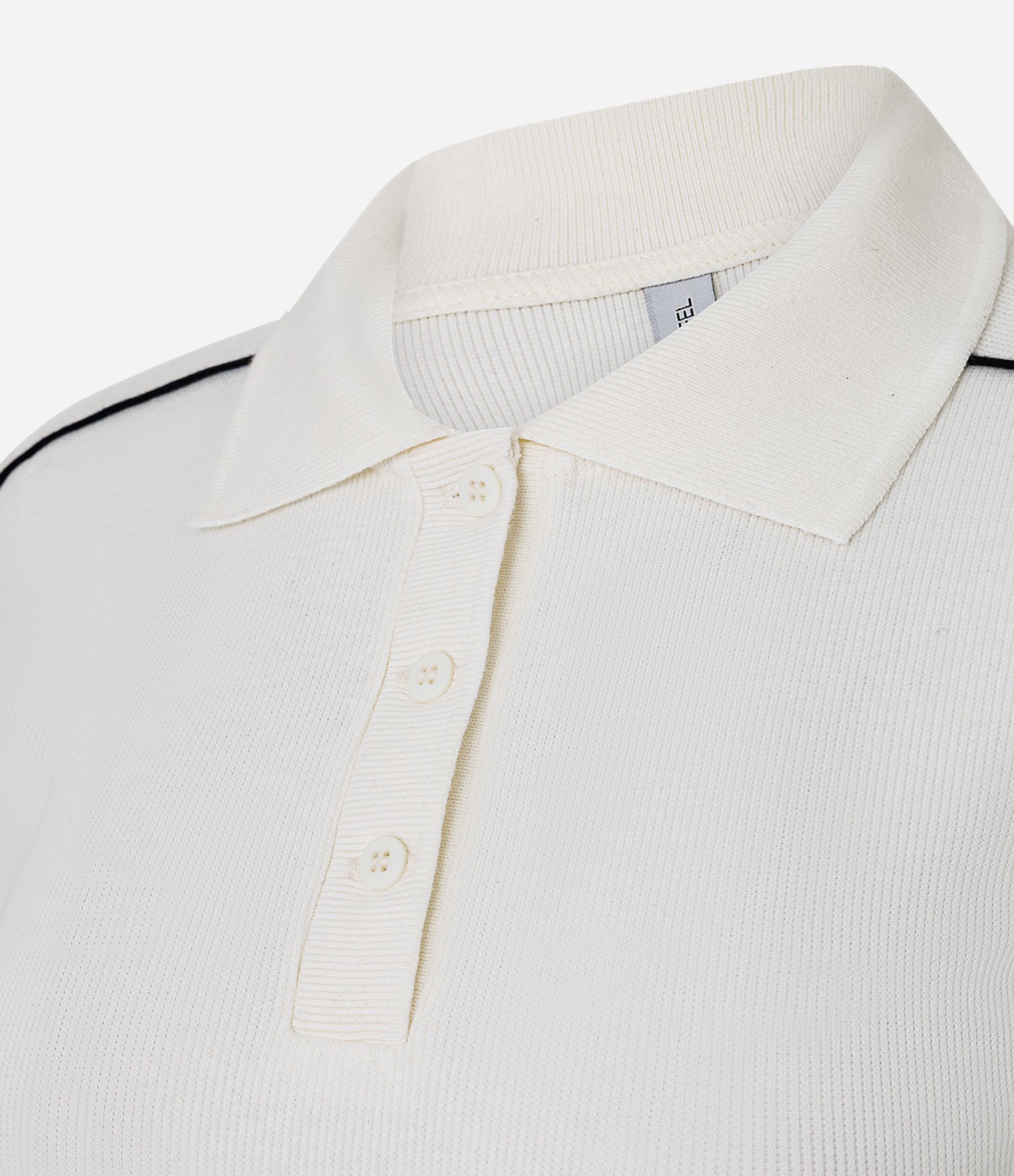 Polo Manga Curta em Ribana com Detalhe Listrado no Ombro Branco 4