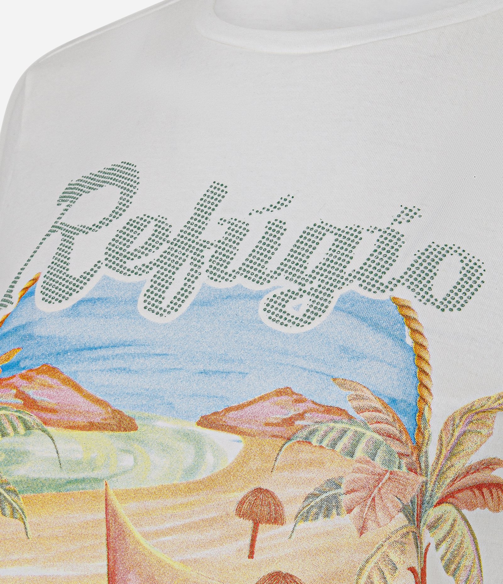 Camiseta Feminina com Manga Curta e Estampa Refúgio Branco 2