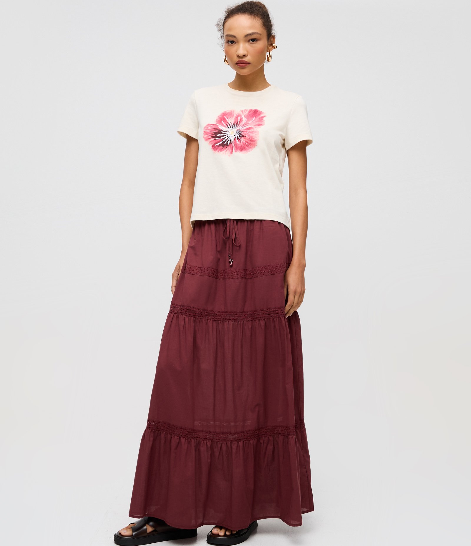 Camiseta em Algodão com Estampa de Flor Off White 2