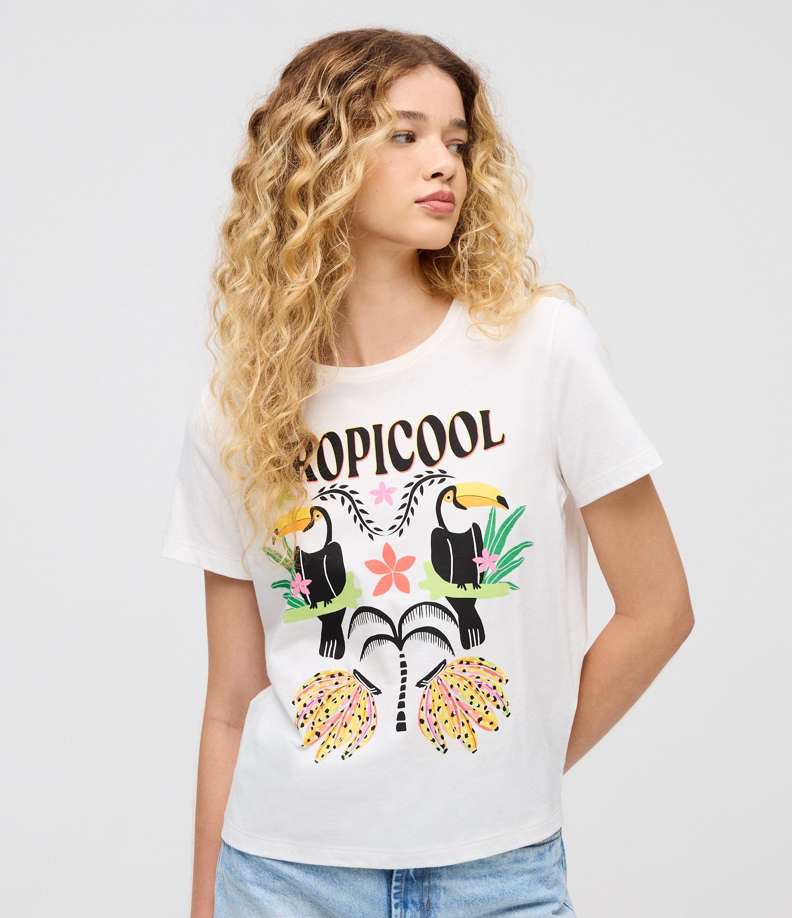 Camiseta em Algodão com Estampa Tropical de Tucanos Branco 1