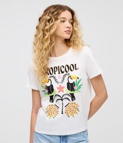 Camiseta em Algodão com Estampa Tropical de Tucanos