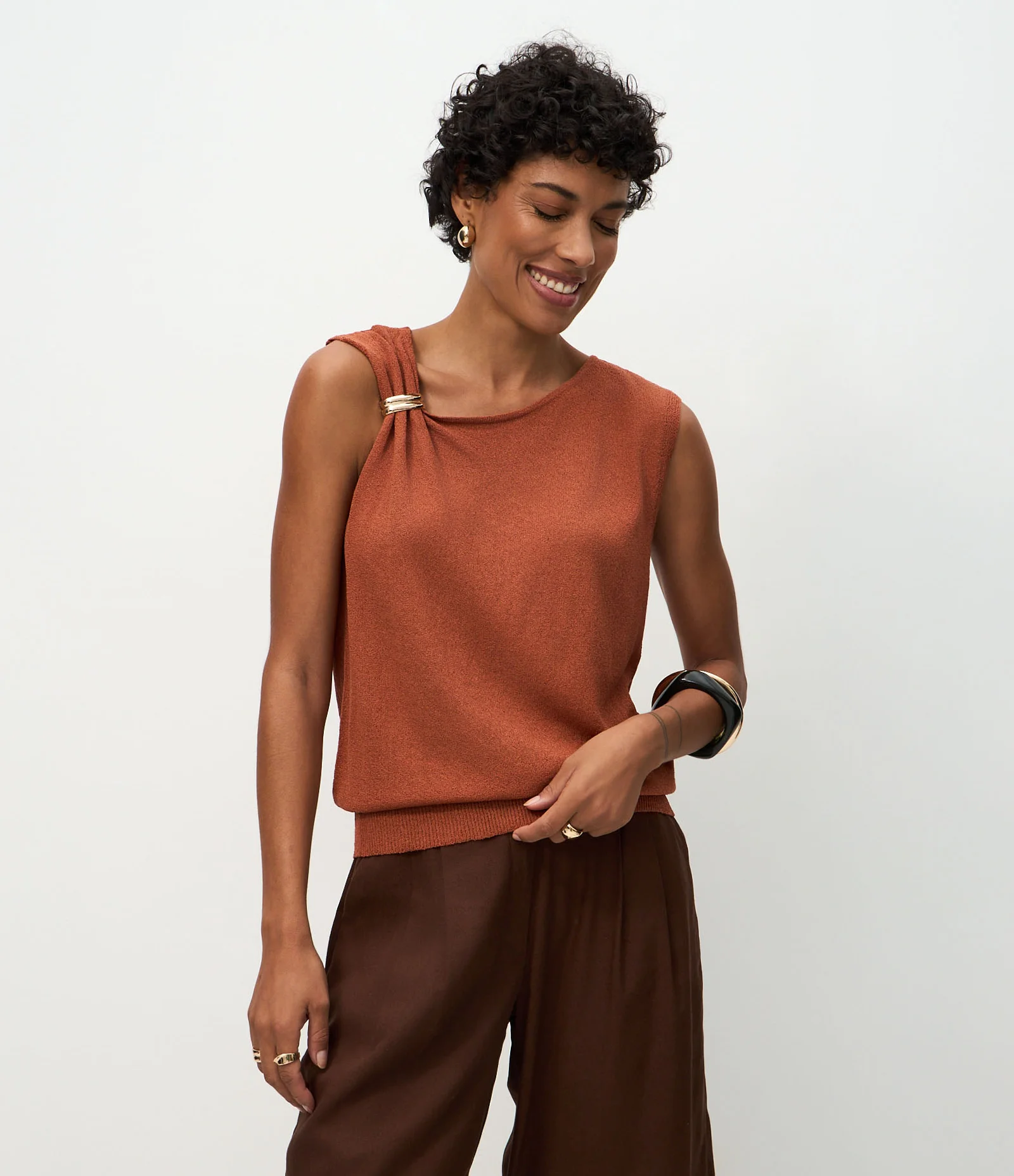 Blusa em Tricô com Detalhe na Gola Terracota 1