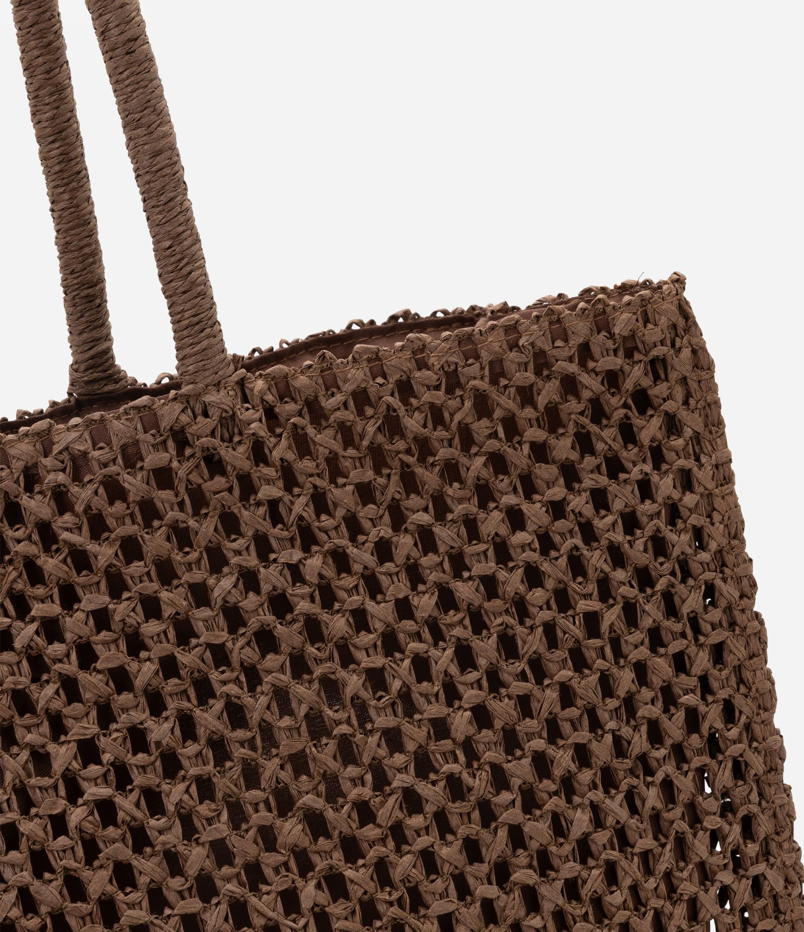 Bolsa em Papel com Textura de Palha e Bag Charm Marrom 4