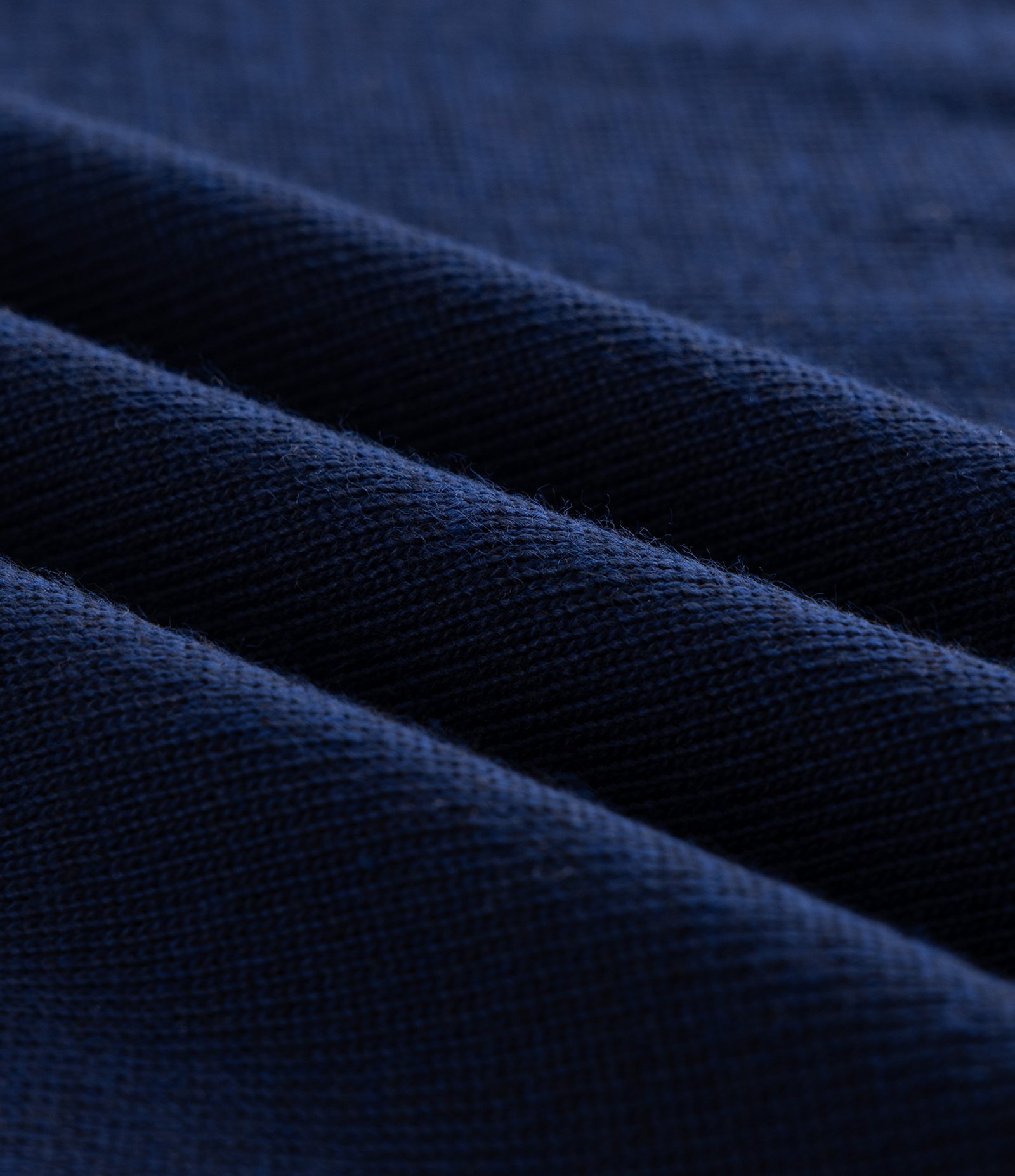 Polo com Bolso e Listras na Gola e Barra Azul 3