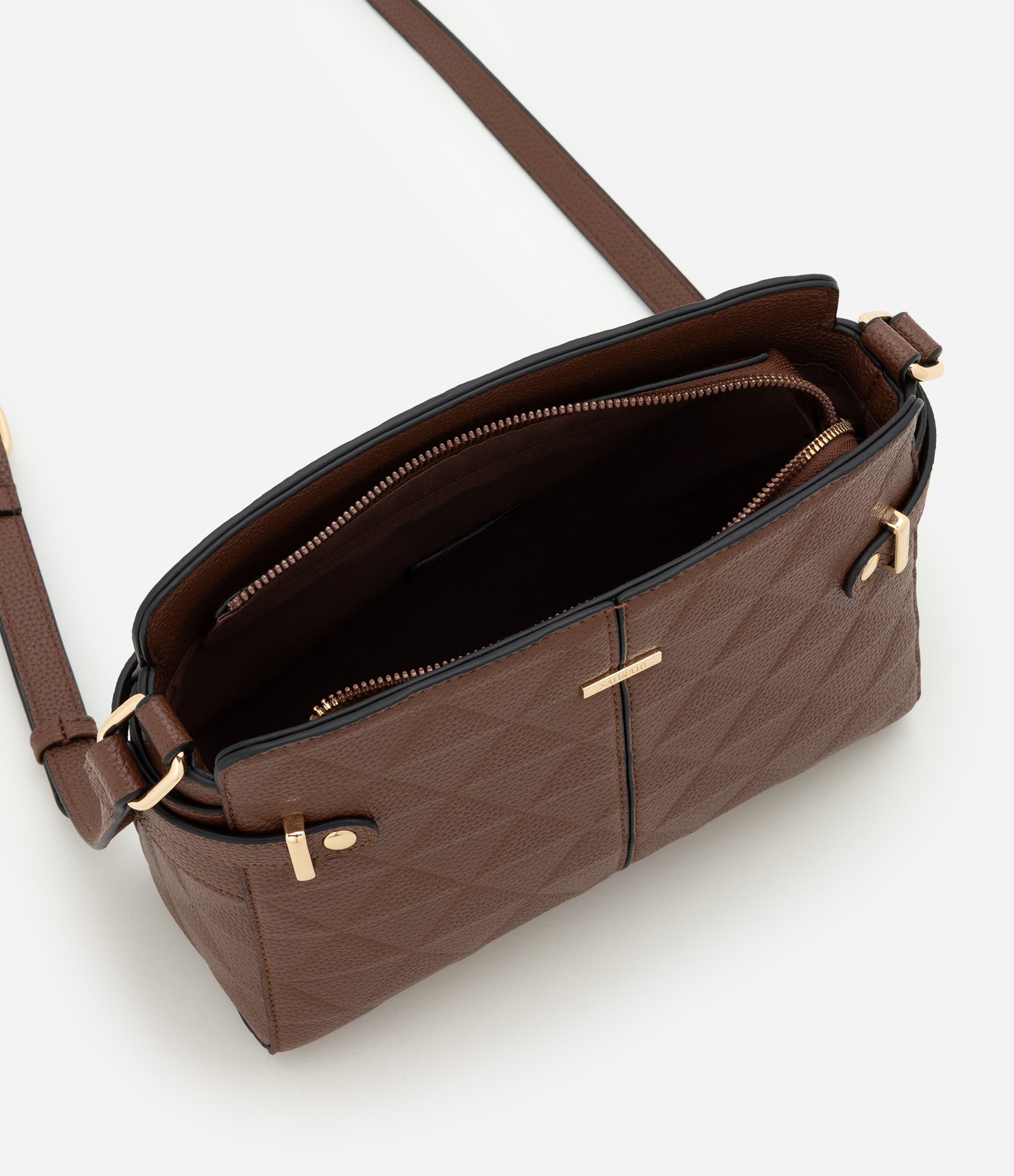 Bolsa Transversal Média em PU Texturizado Marrom 5