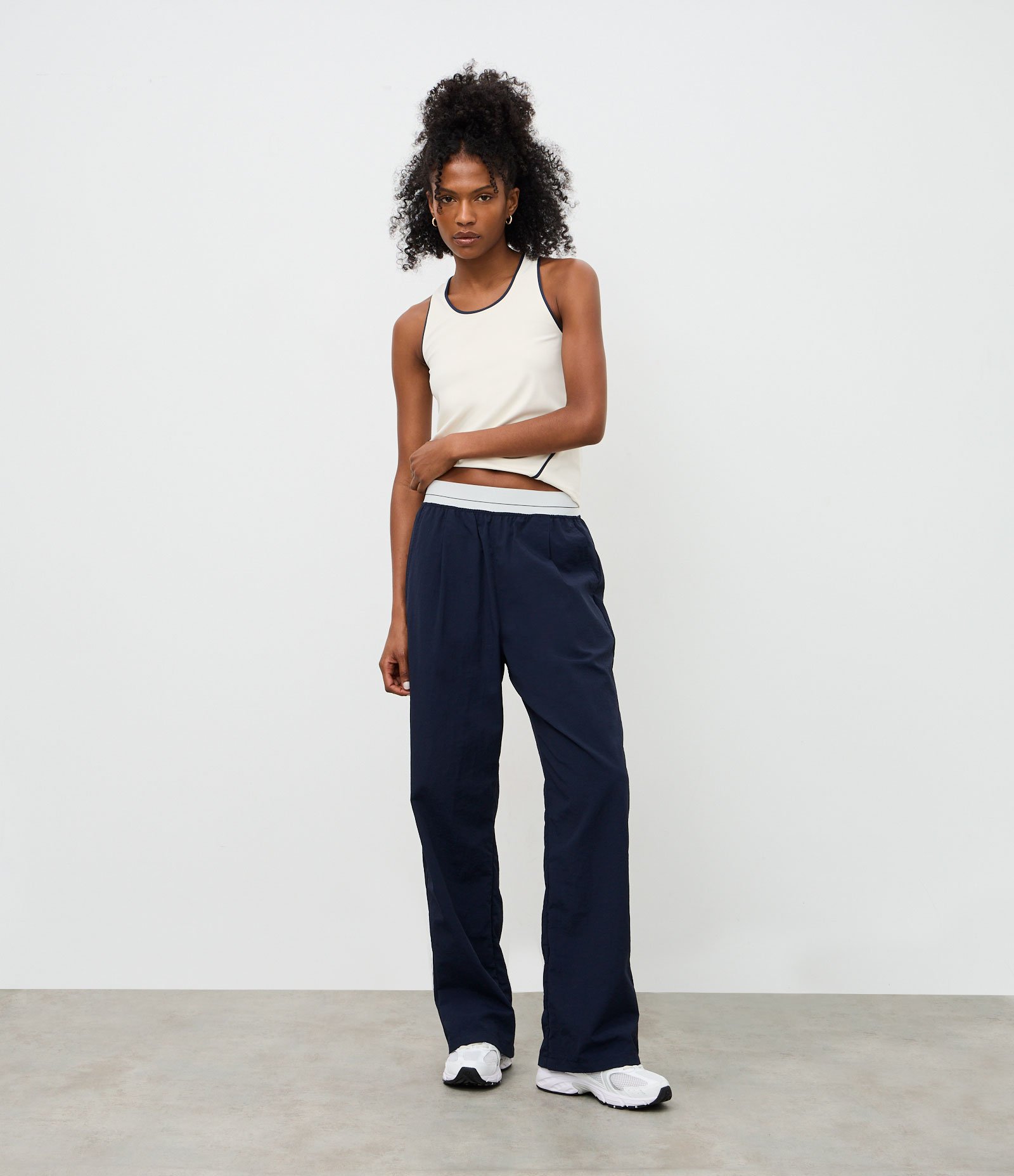 Calça Esportiva com Tecnologia Dry e Elástico Contrastante Azul 1