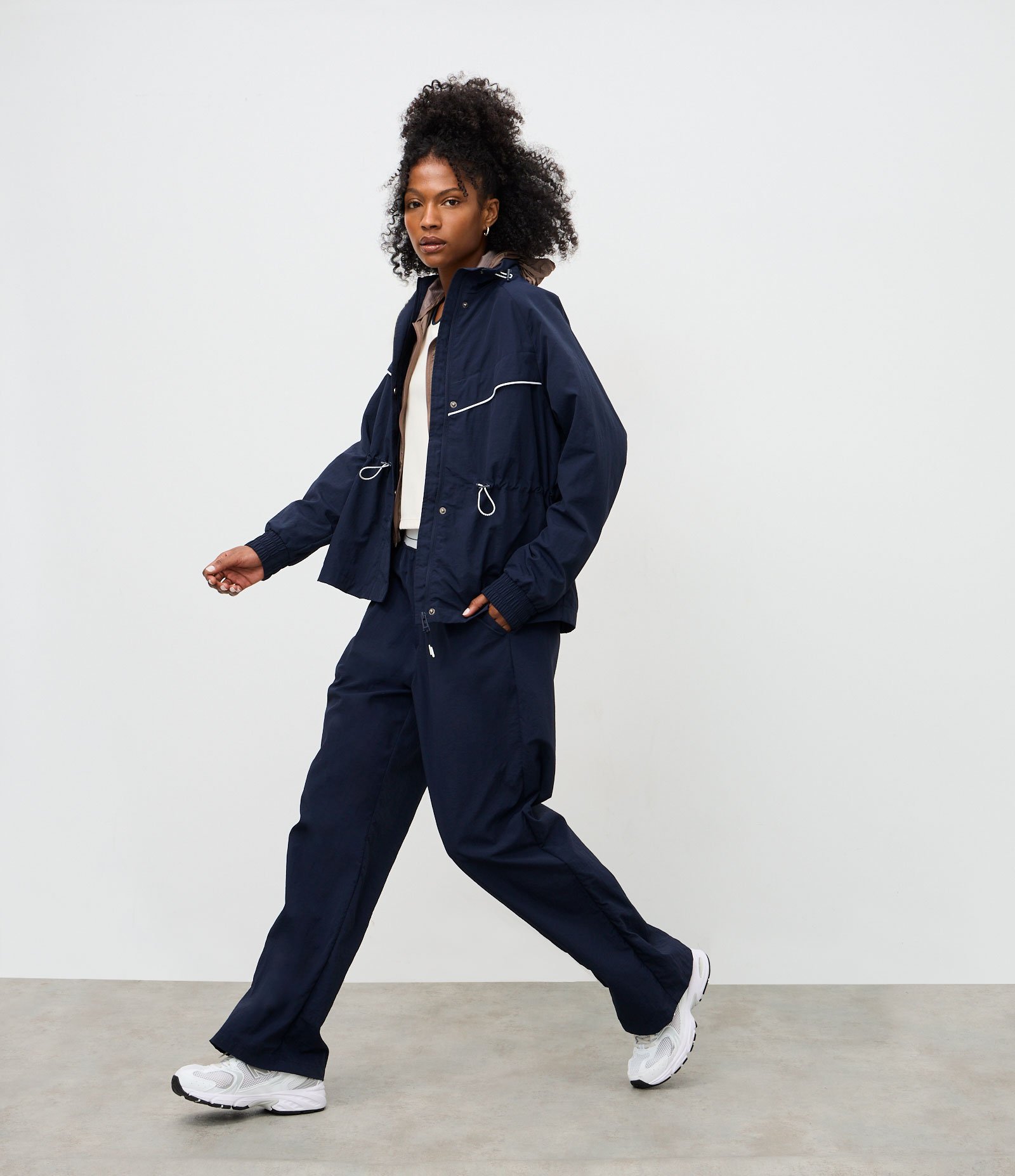 Calça Esportiva com Tecnologia Dry e Elástico Contrastante Azul 5