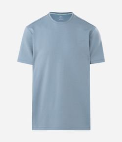 Camiseta Comfort Esportiva em Malha Tecnológica com Tecnologia Dry