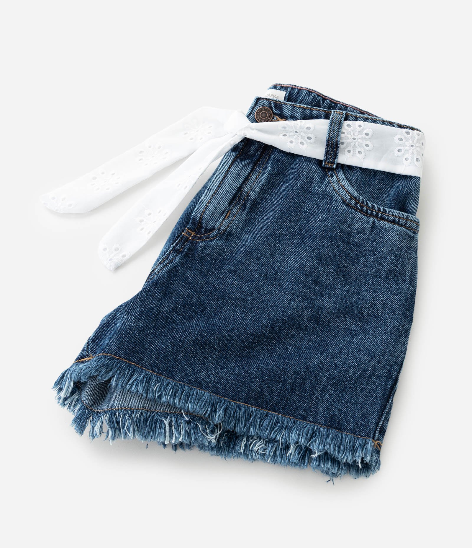 Short Jeans Infantil com Cinto de Broderie - Tam 5 a 10 Anos Azul 5
