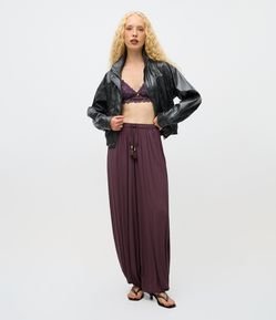 Calça Balloon em Viscose com Barra Franzida