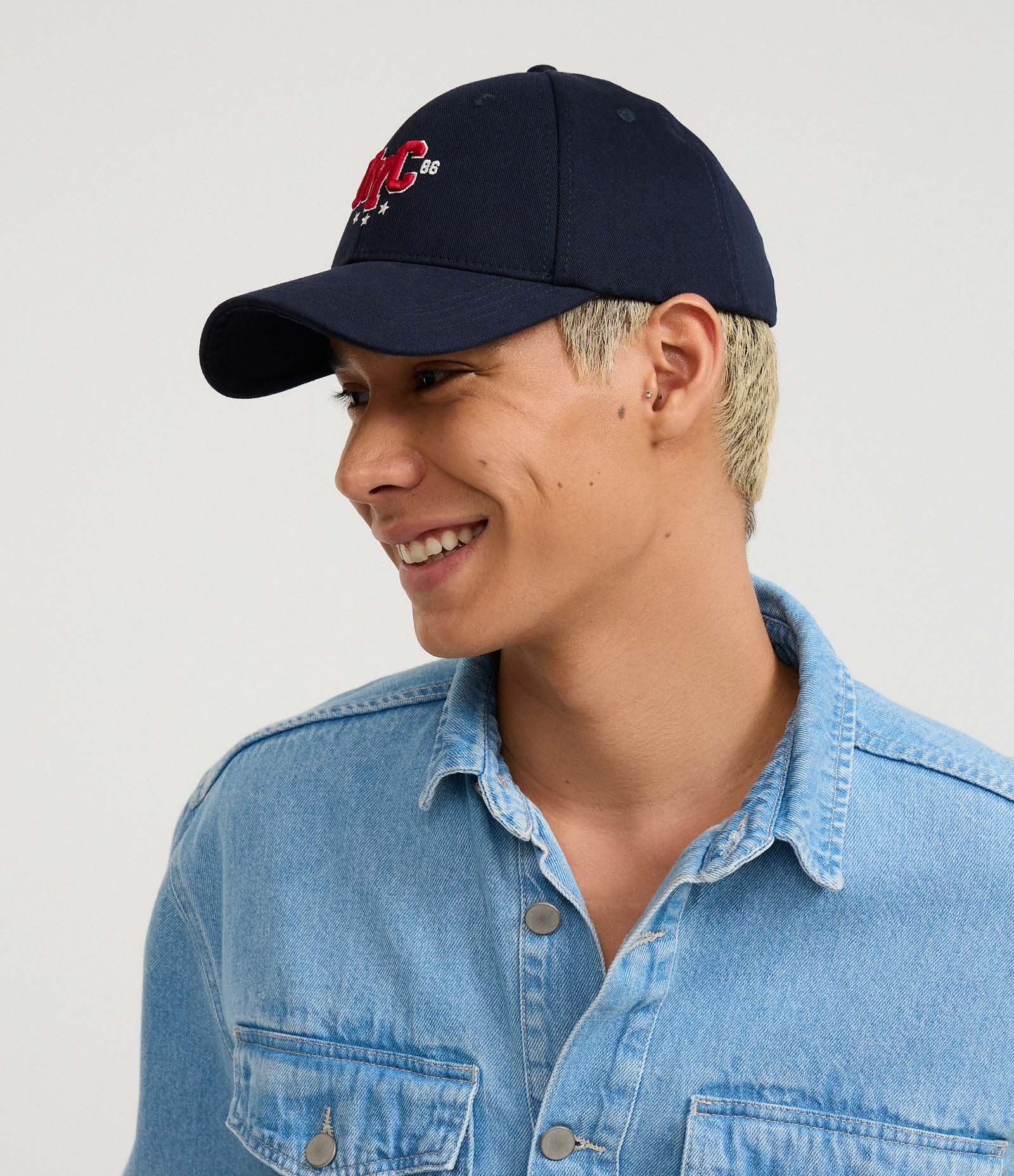 Boné em Sarja com Aba Curva e Bordado NYC 1986 Azul Escuro 6