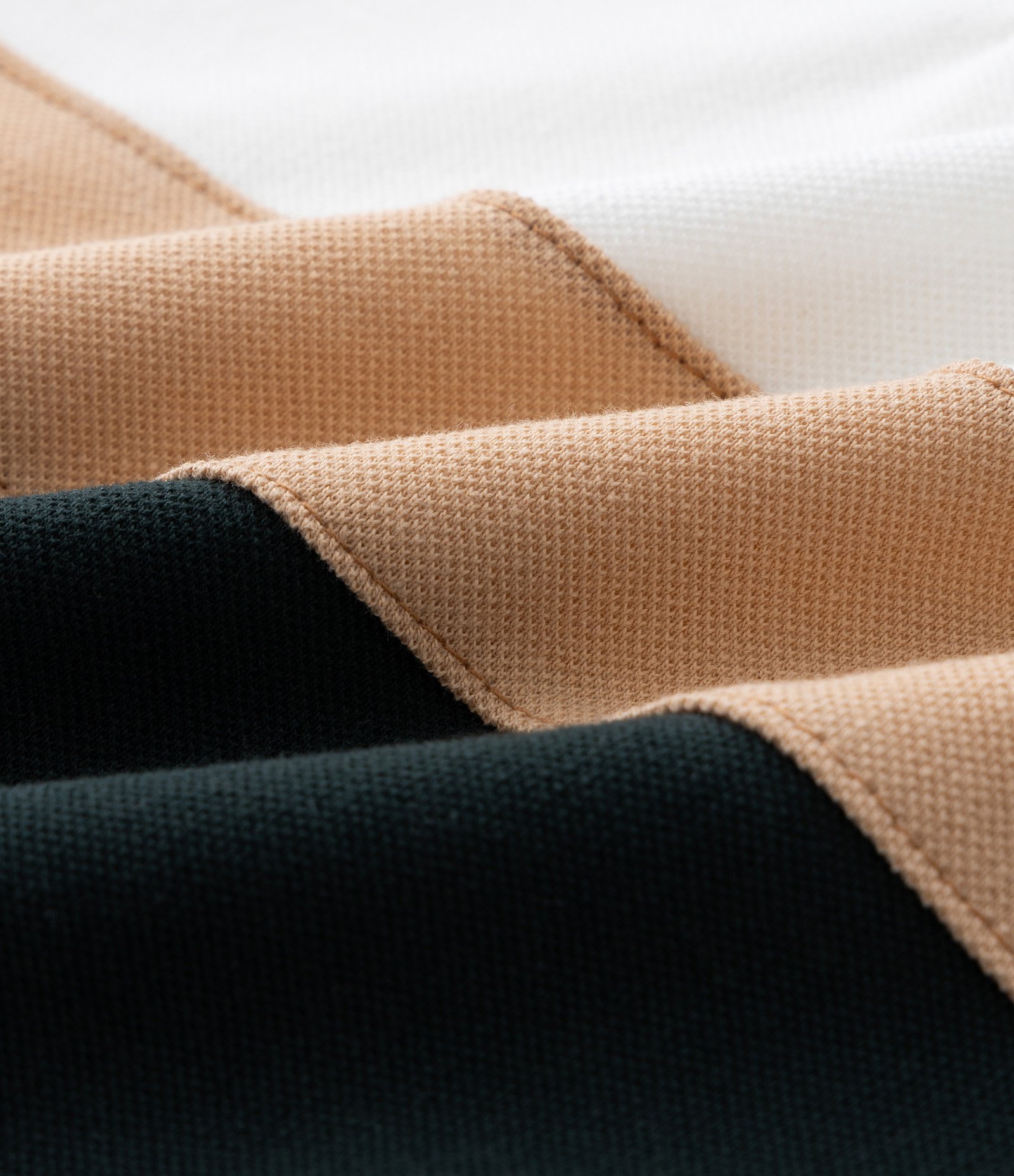 Camiseta Infantil em Piquet com Gola Polo e Bordado – Tam 1 a 5/6 Anos Branco/Bege/Preto 3