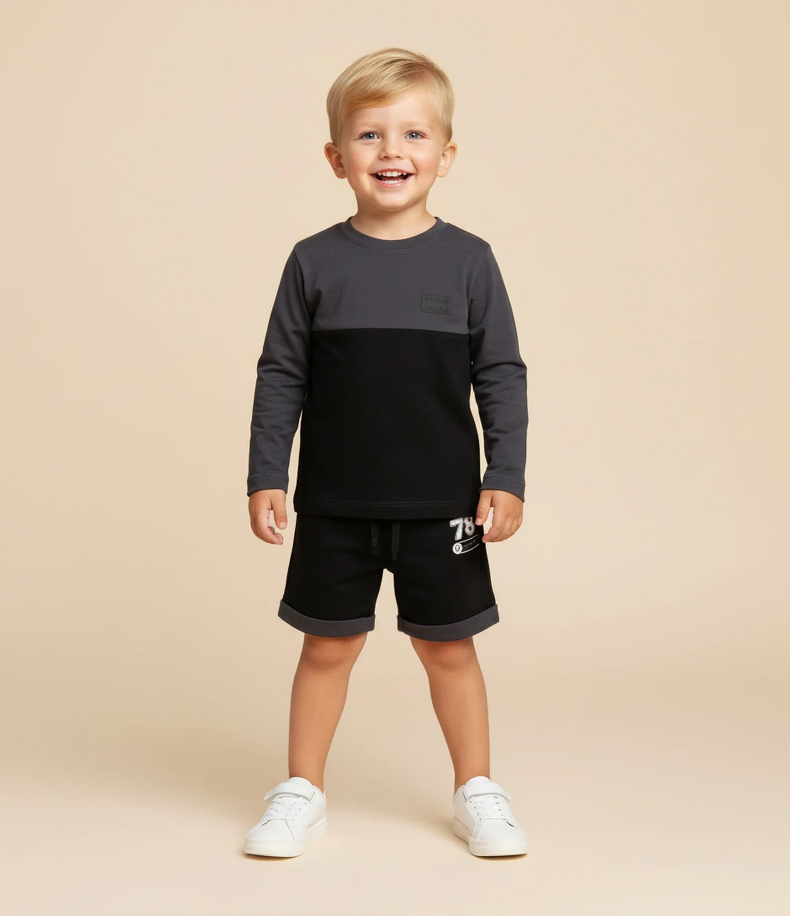 Camiseta Infantil em Piquet com Recortes - Tam 1 a 6 Anos Cinza/Preto 1