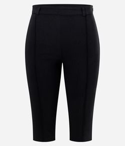 Calça Corsário Básica em Bengaline com Passantes para Cinto