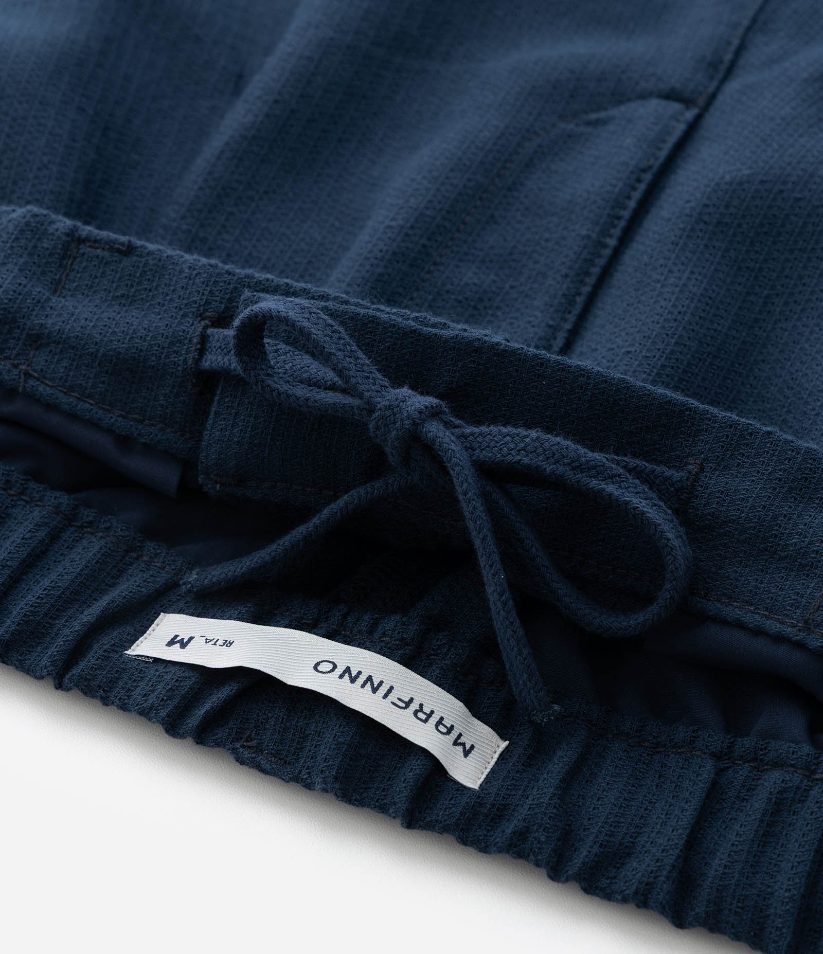 Bermuda Texturizada em Algodão com Amarração e Bolsos Azul 7