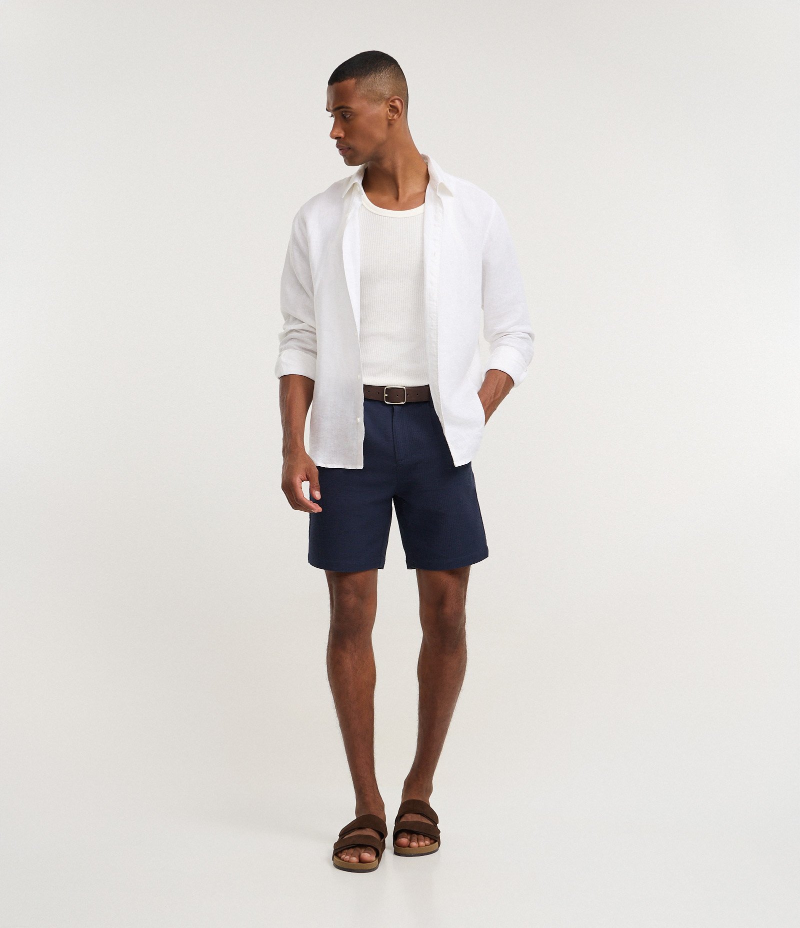 Bermuda Texturizada em Algodão com Amarração e Bolsos Azul 1