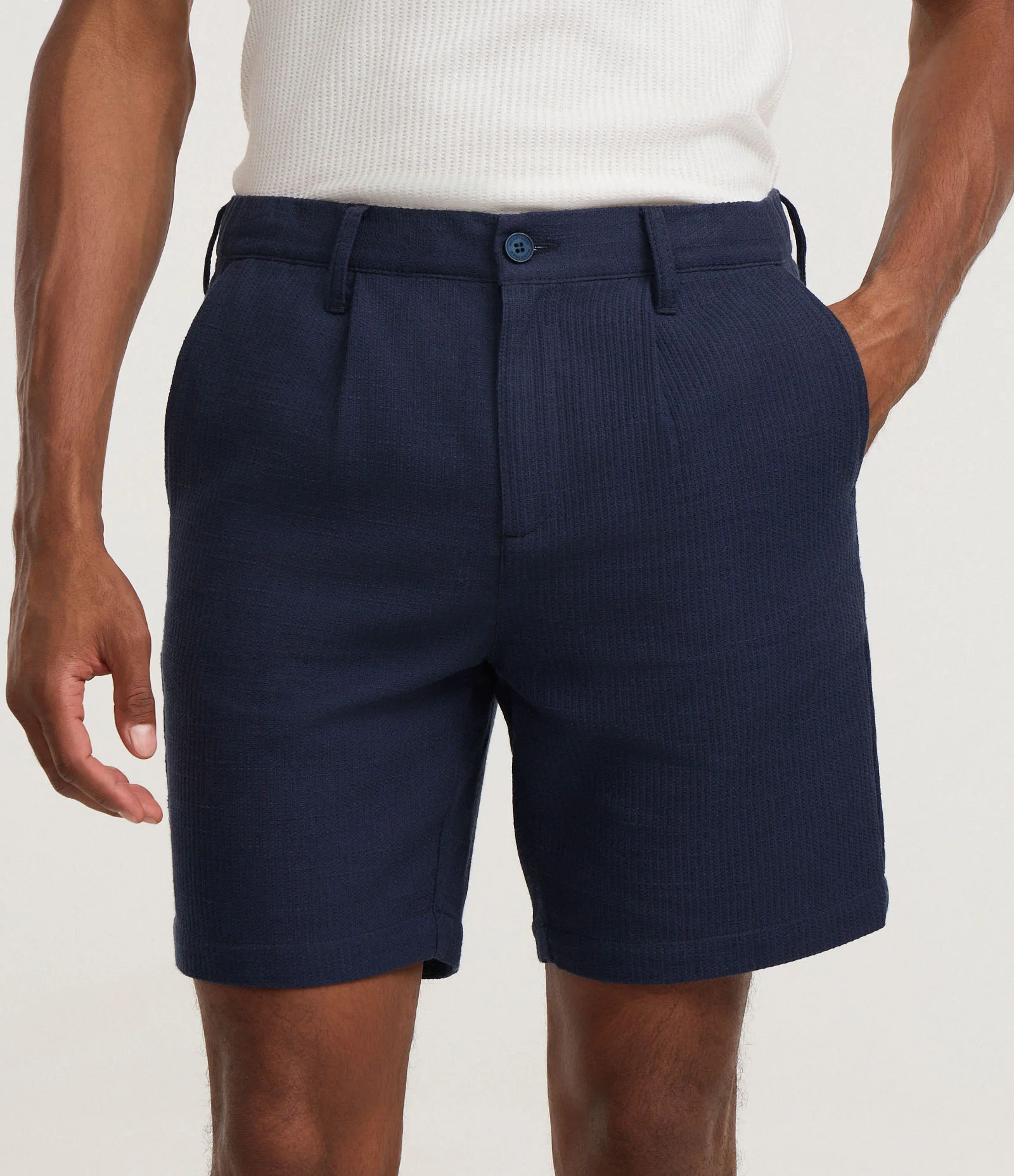 Bermuda Texturizada em Algodão com Amarração e Bolsos Azul 2