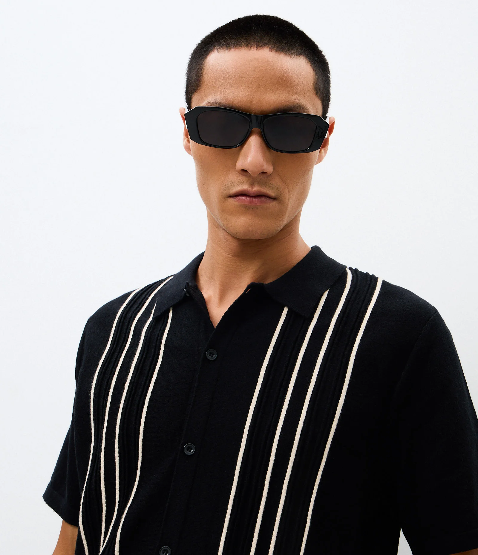 Camisa Masculina Manga Curta Tricô Listras Barradas Preto 1