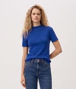 Blusa Básica em Tricô com Golinha