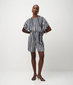 Short Maquinetado com Estampa de Listras e Cós Elástico