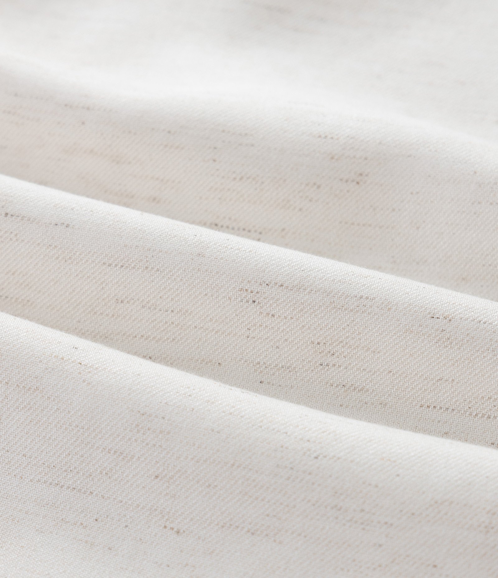 Vestido Longo em Viscolinho com Decote Degagê  e Amarração Curve & Plus Size Off White 6