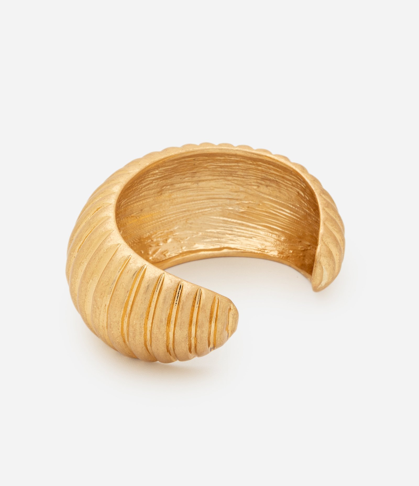 Bracelete em Metal com Efeito Plissado Dourado 2