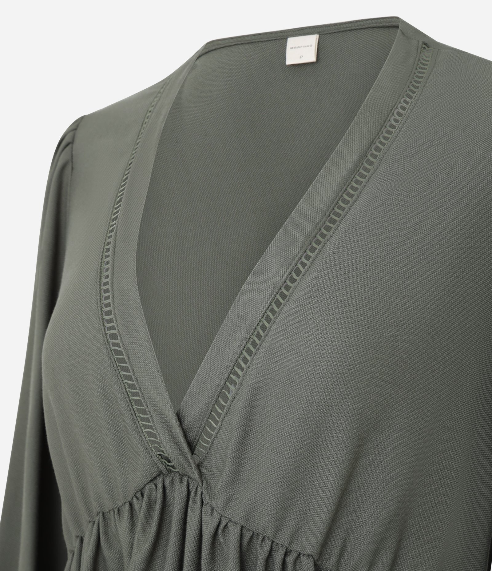 Blusa Texturizada em Viscose com Babado na Barra Verde 7