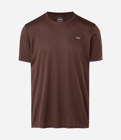 Camiseta Esportiva com Tecnologia Dry e Detalhes Refletivos