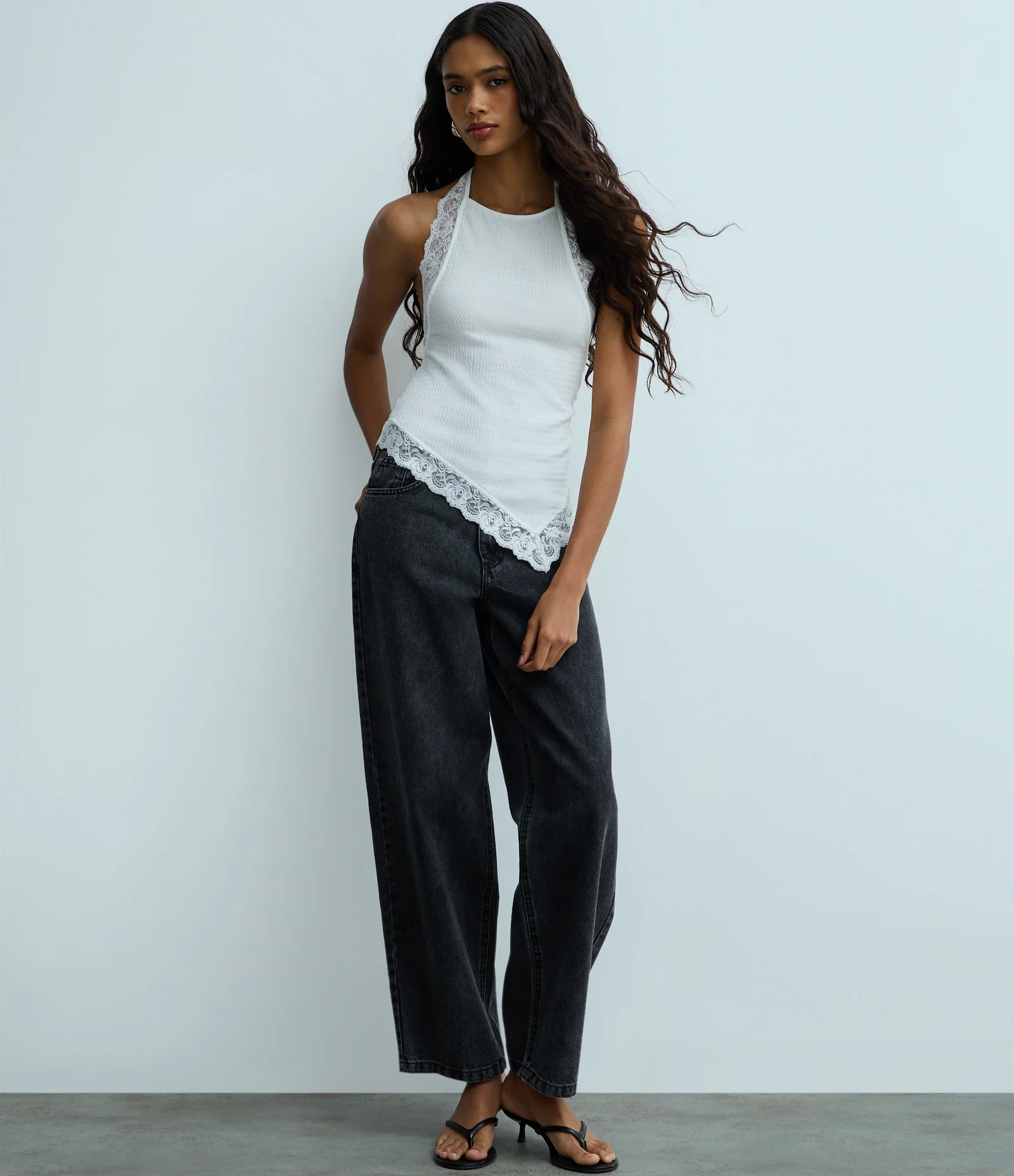 Blusa Frente Única com Renda e Texturizada Branco 2