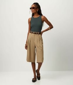 Blusa Básica em Viscose com Gola Redonda