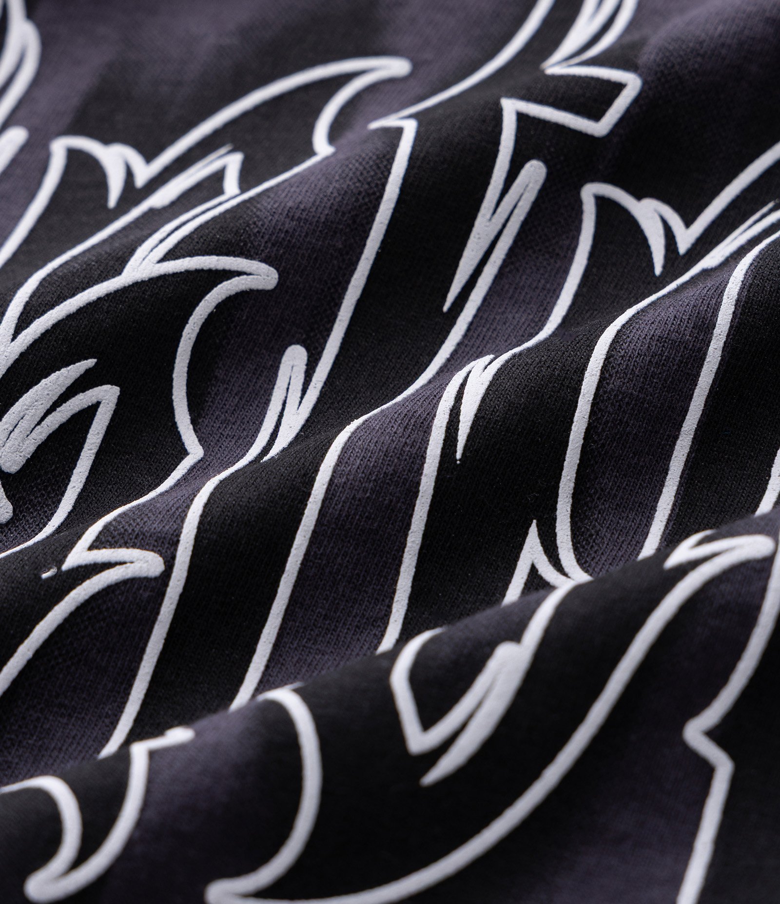 Camiseta Regular em Algodão com Estampa Dystopia Preto 3