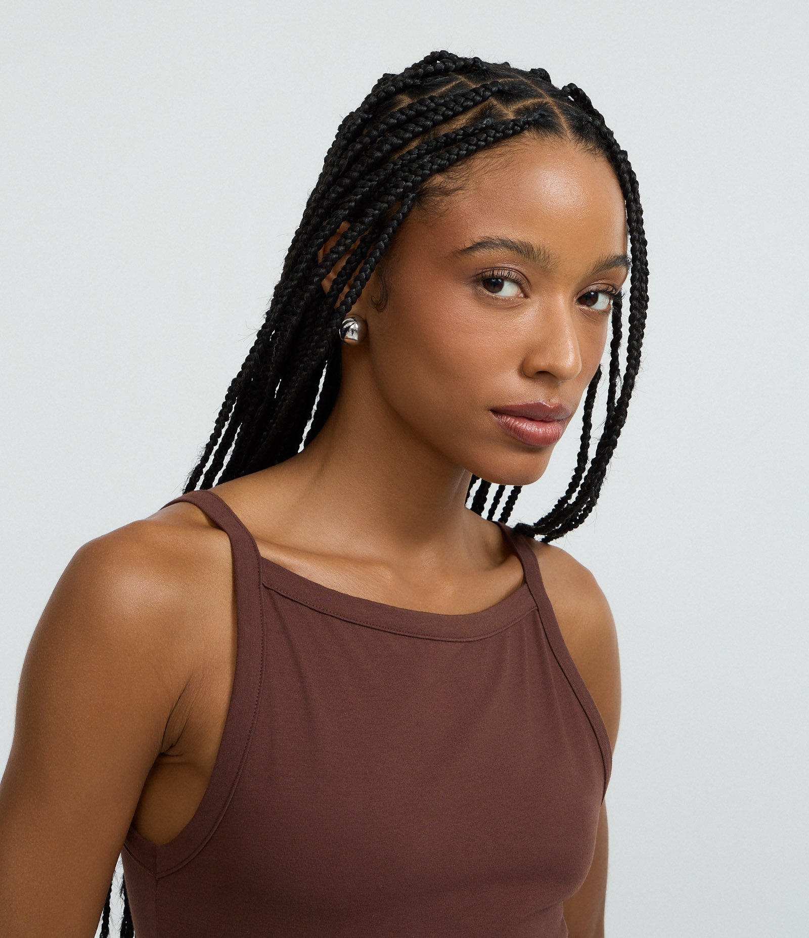 Vestido Curto em Algodão com Decote Canoa Marrom 5