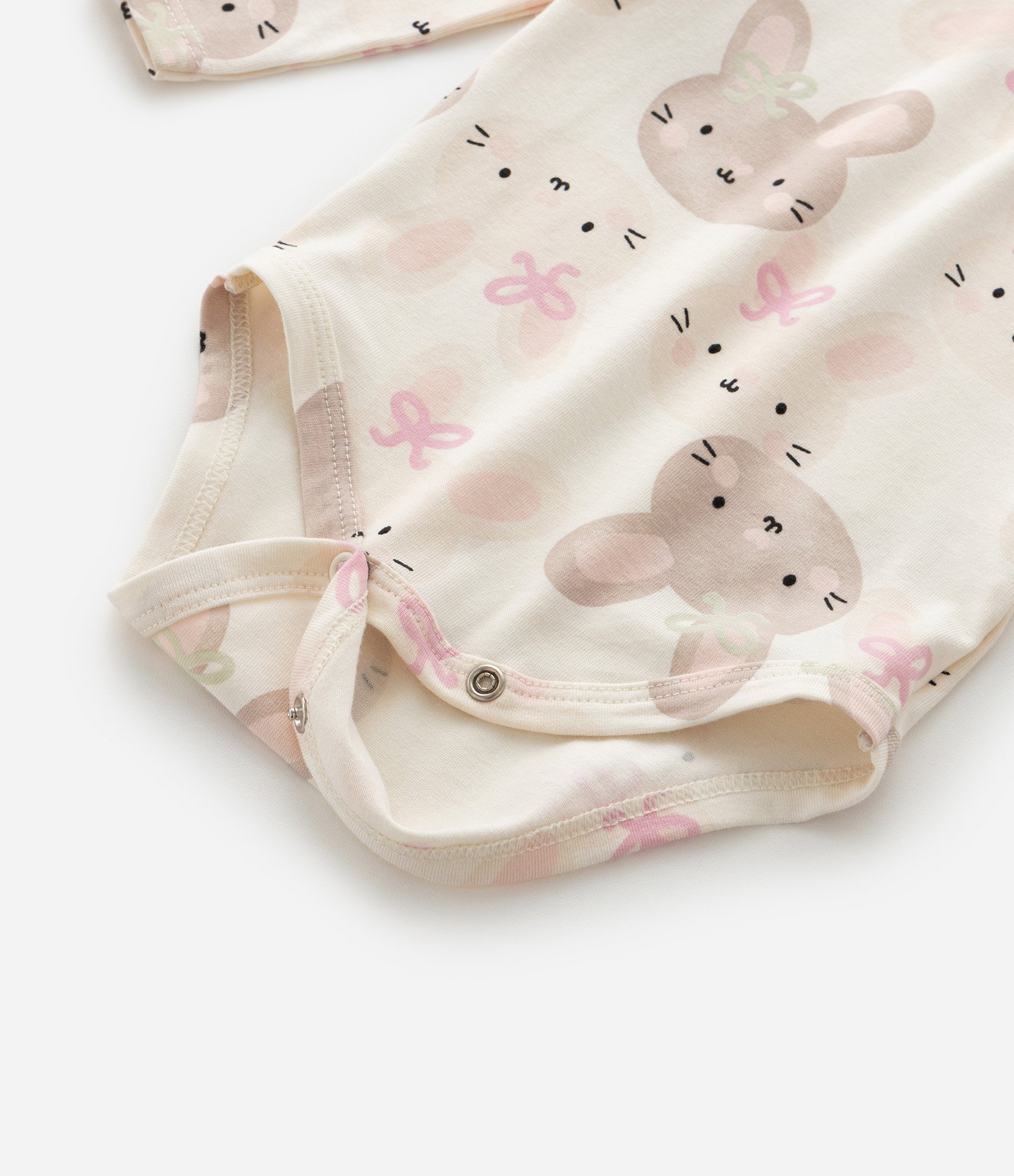 Body Infantil com Estampa de Coelhinho – Tam 0 a 18 Meses Bege 6