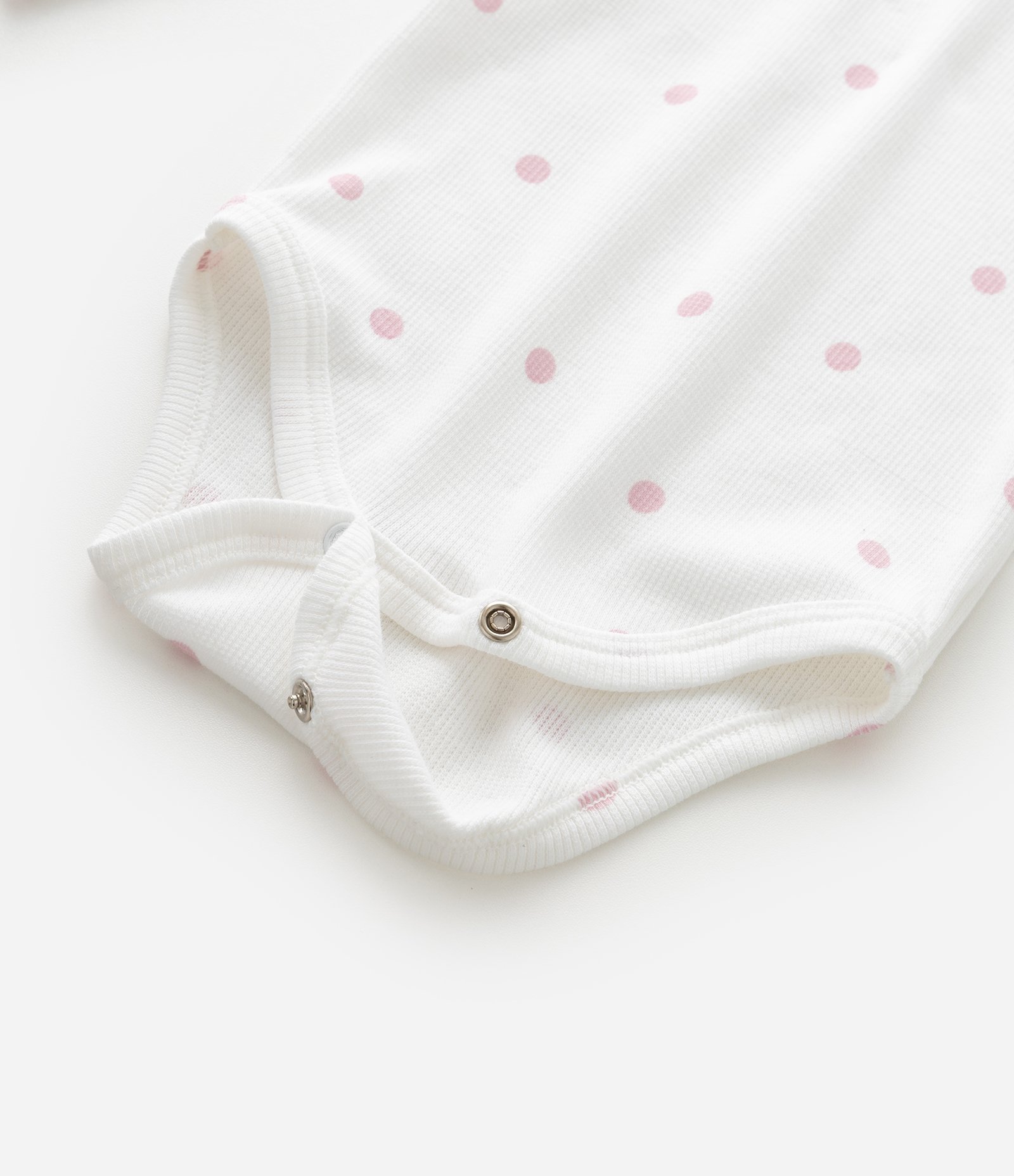 Body Infantil em Ribana Poá com Laço Aplicado – Tam 0 a 18 Meses Branco 7