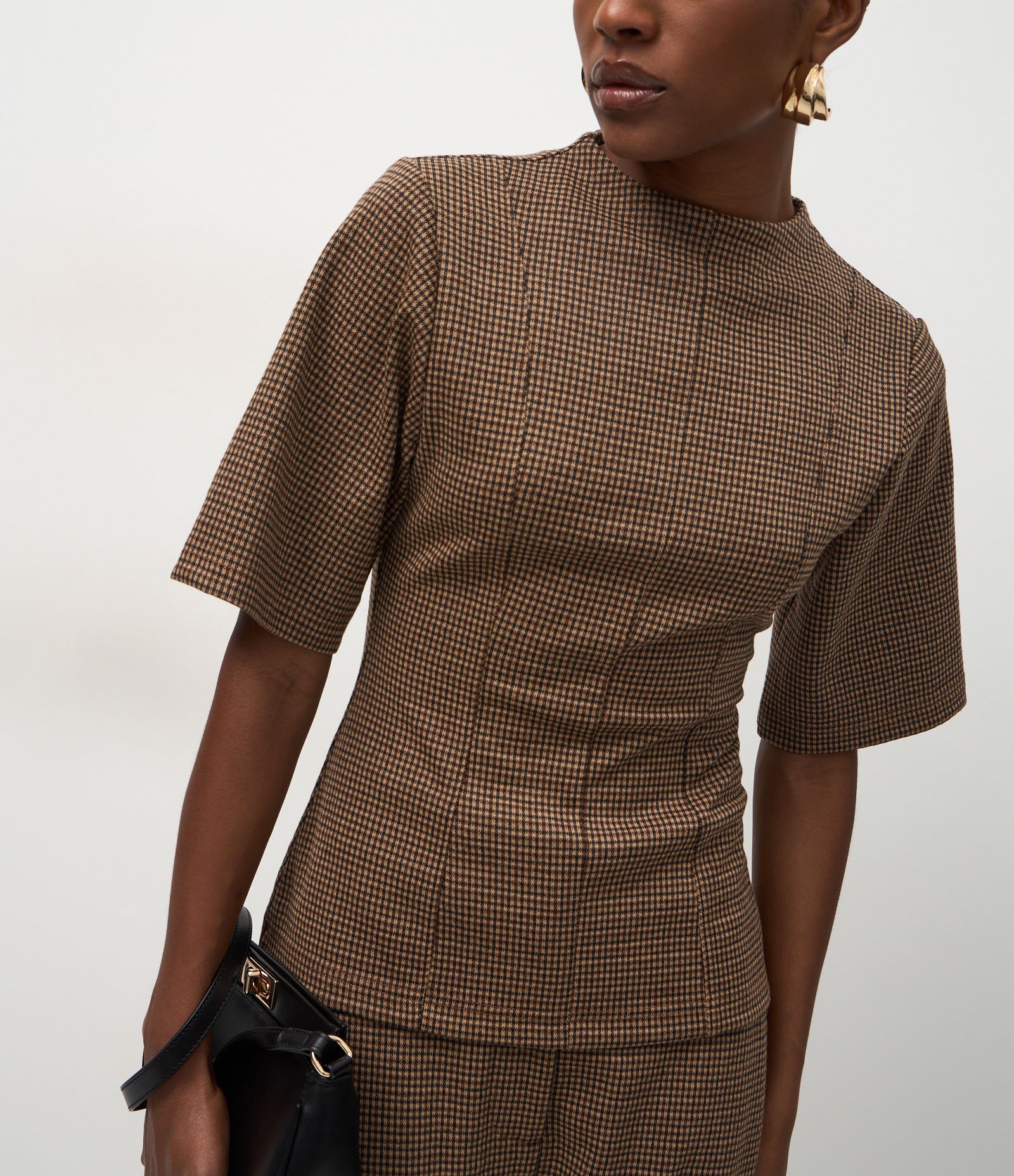 Blusa Ampulheta Alongada com Estampa Xadrez Marrom 4